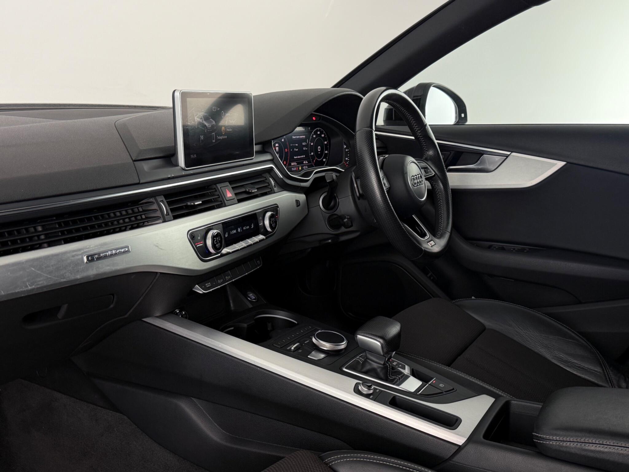 Audi A4 view 12