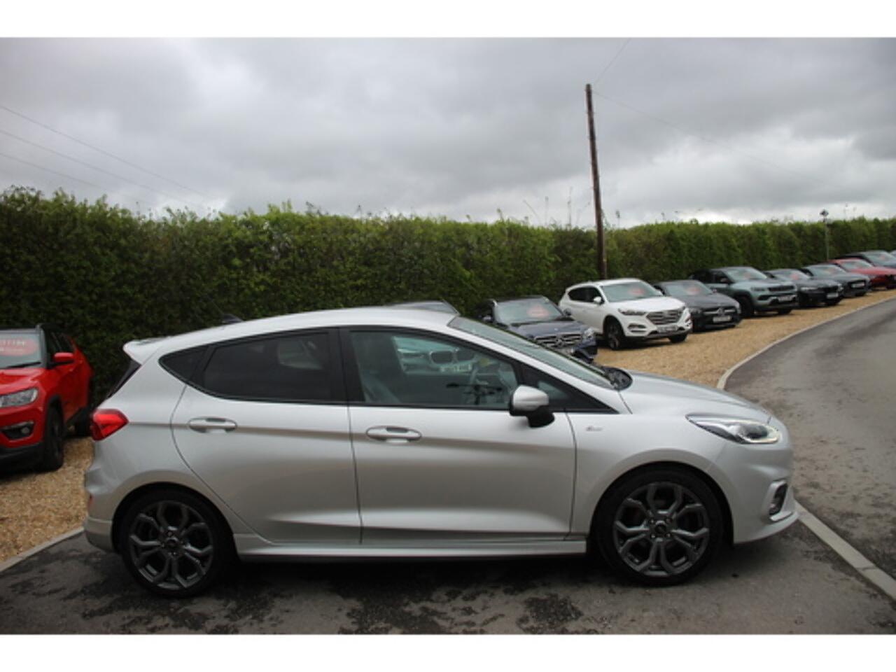 Ford Fiesta view 5