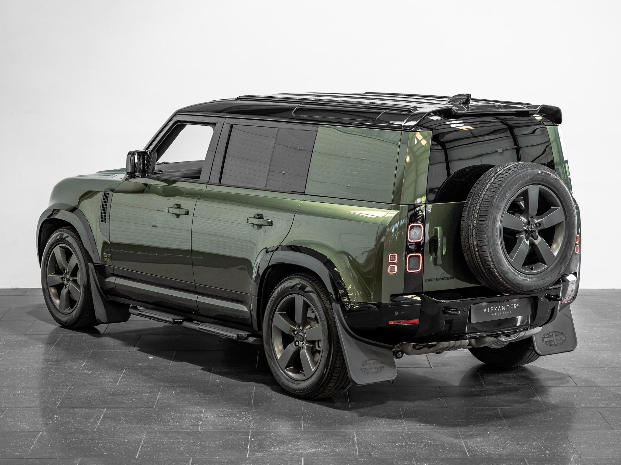 Land Rover Defender 110 view 2