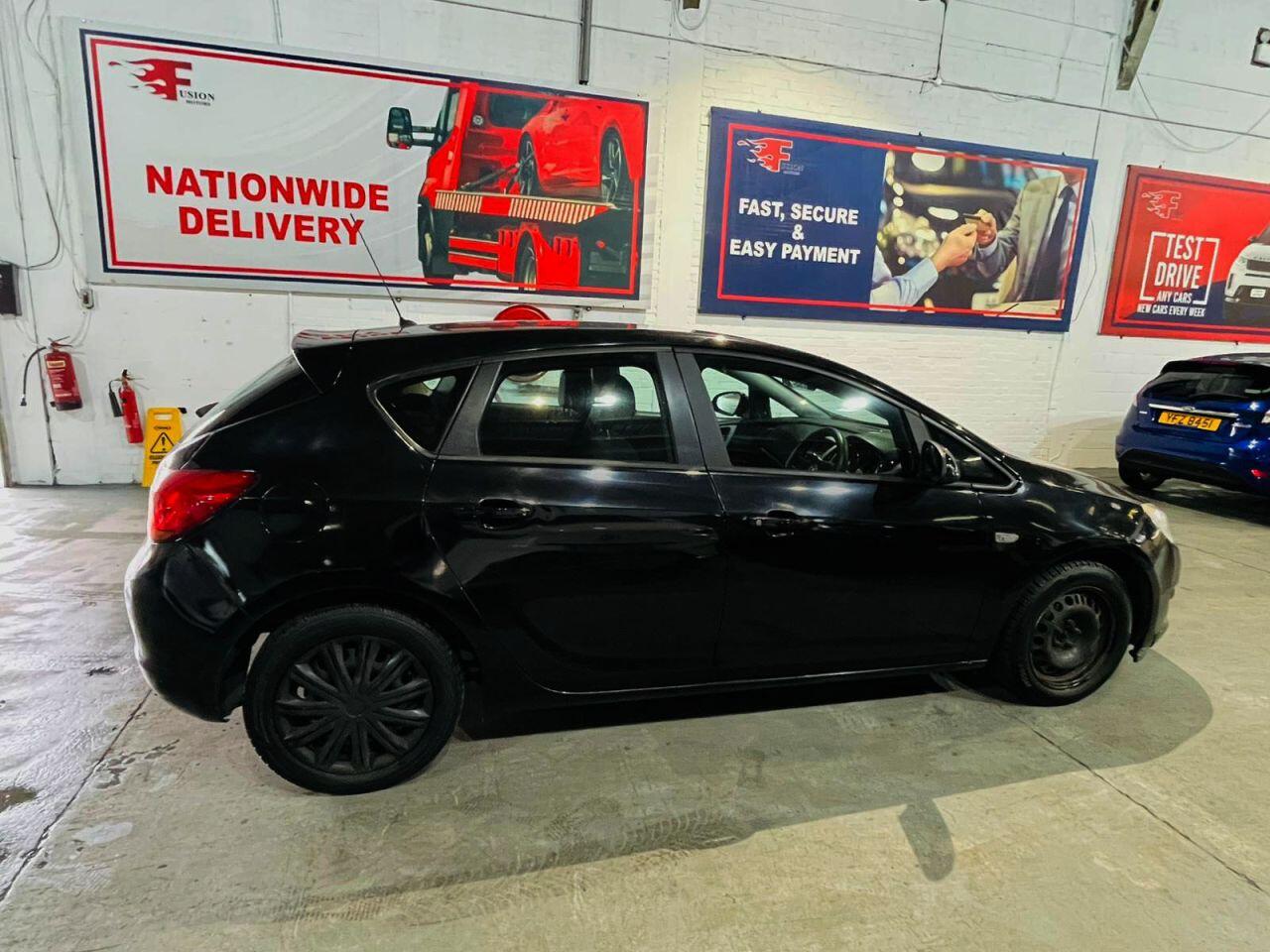 Vauxhall Astra view 5