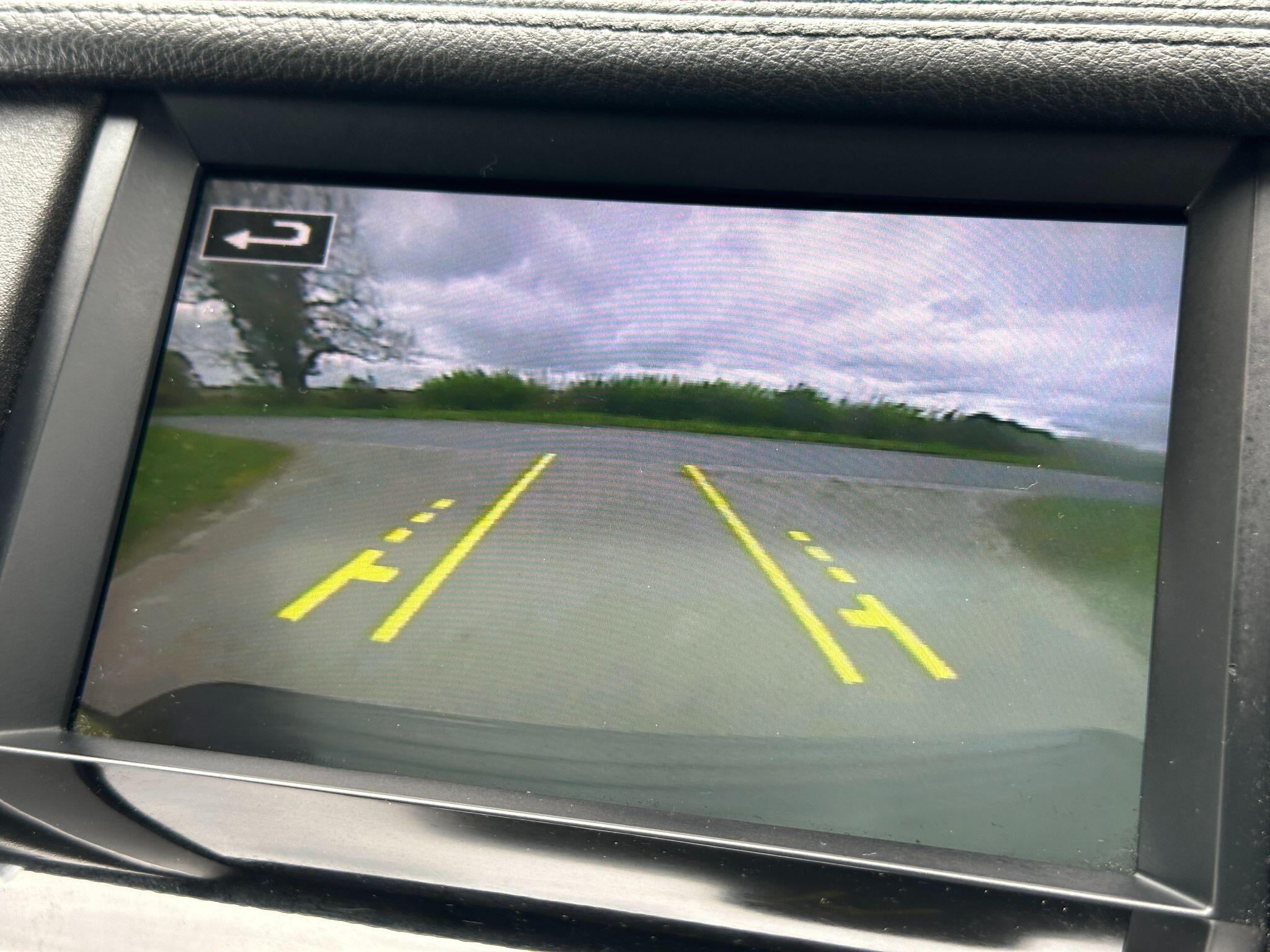 Land Rover Discovery view 20