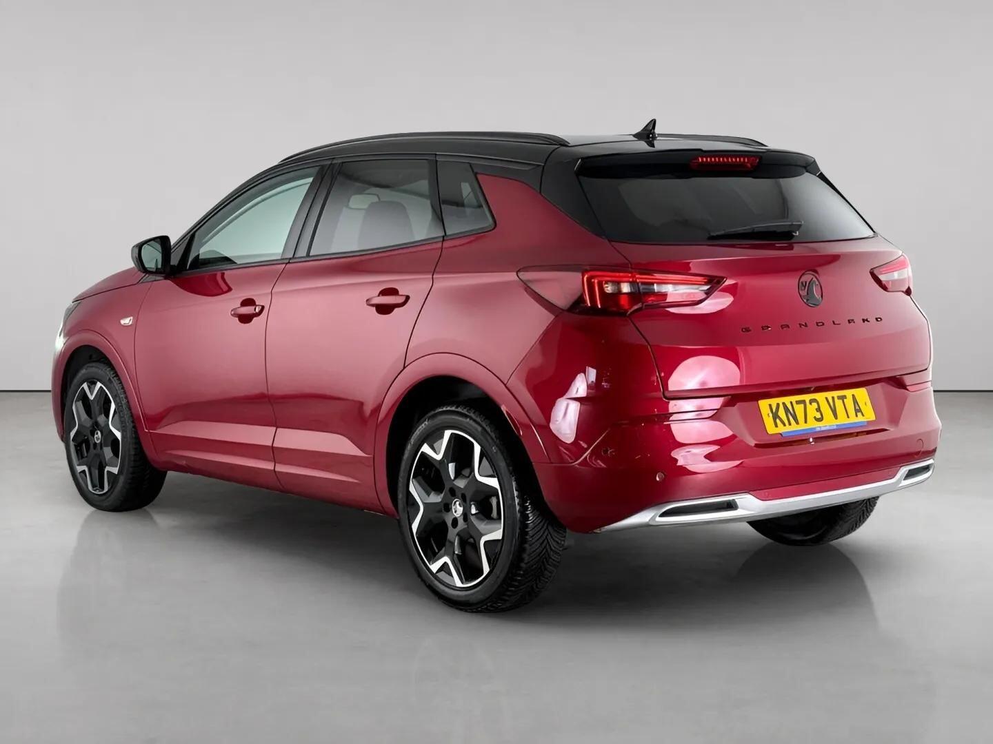 Vauxhall Grandland view 6