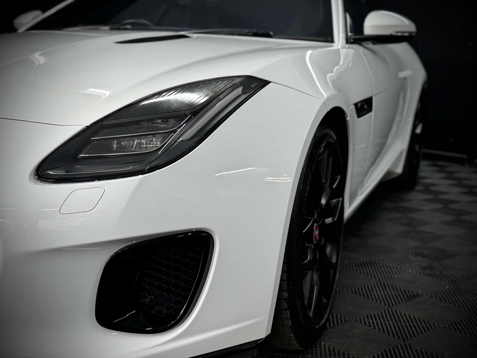 Jaguar F-Type view 9
