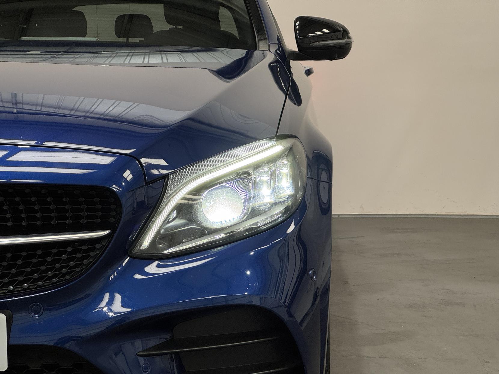 Mercedes-Benz C Class view 6