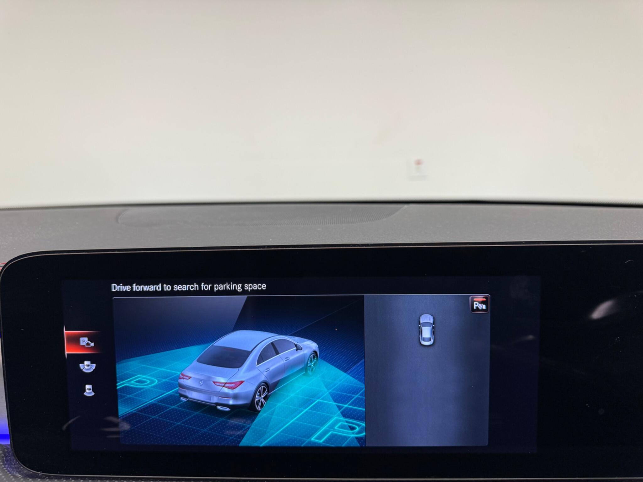Mercedes-Benz Cla view 16