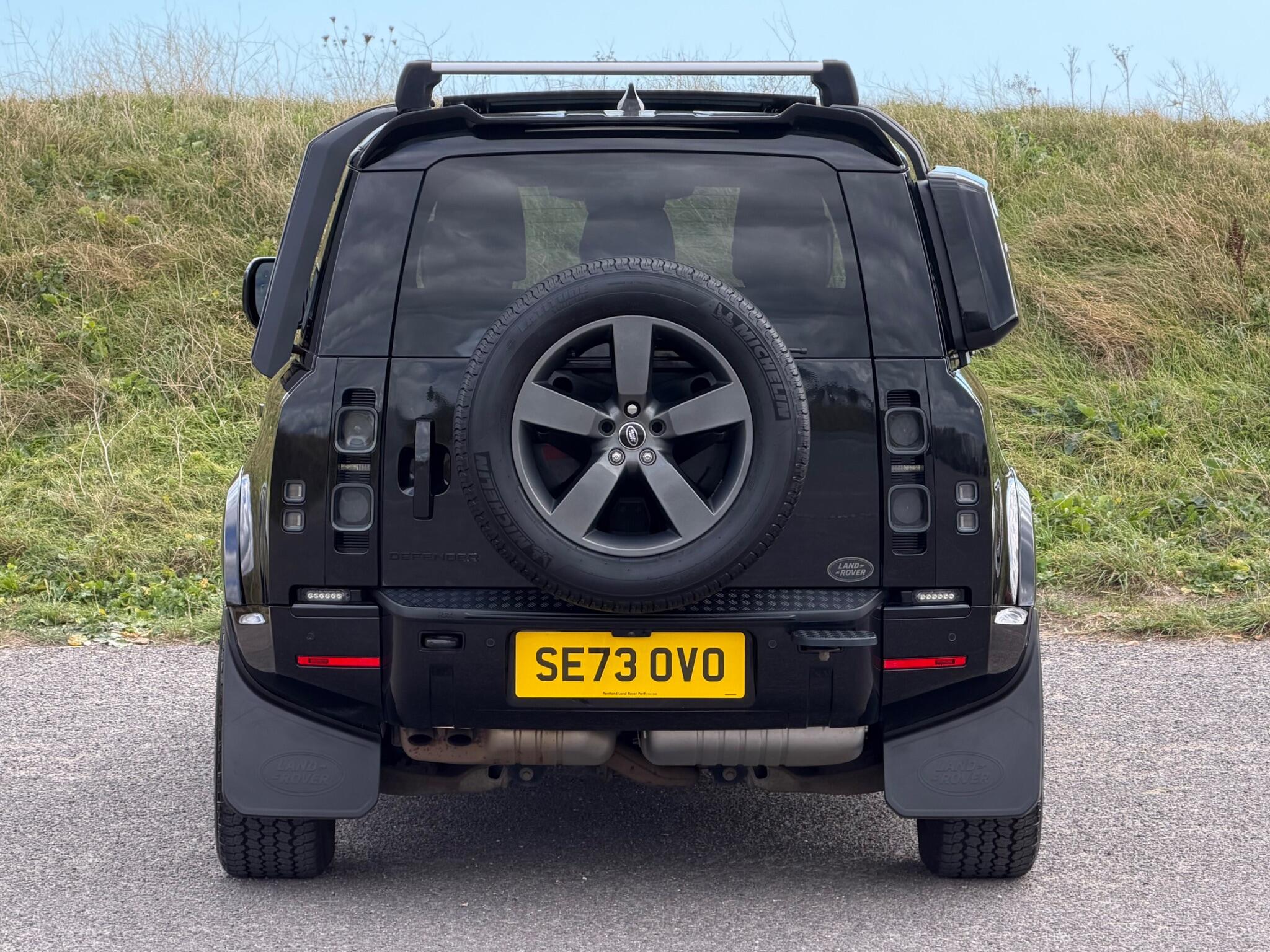 Land Rover Defender view 47