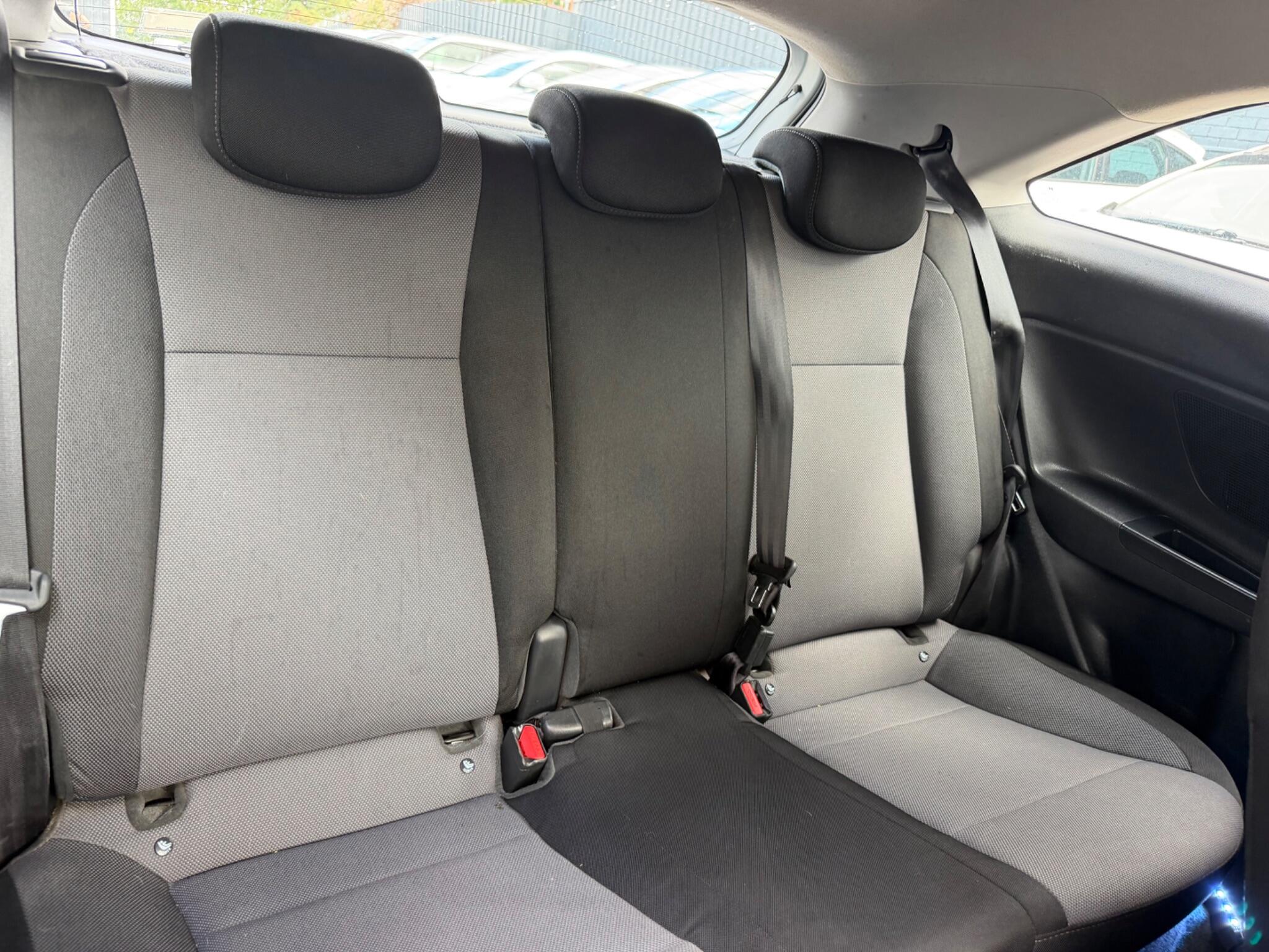 Hyundai I20 view 19
