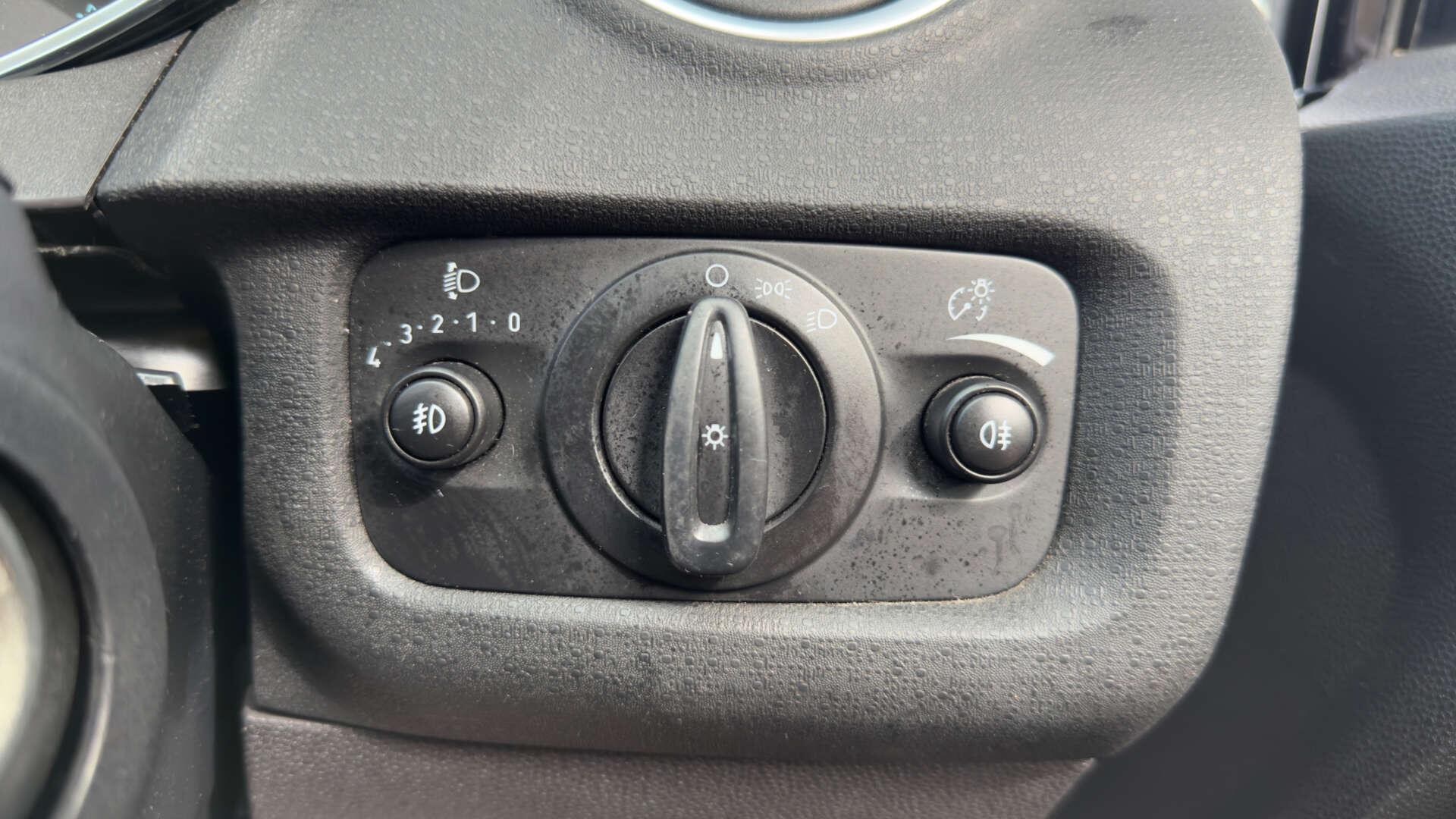 Ford Fiesta view 18