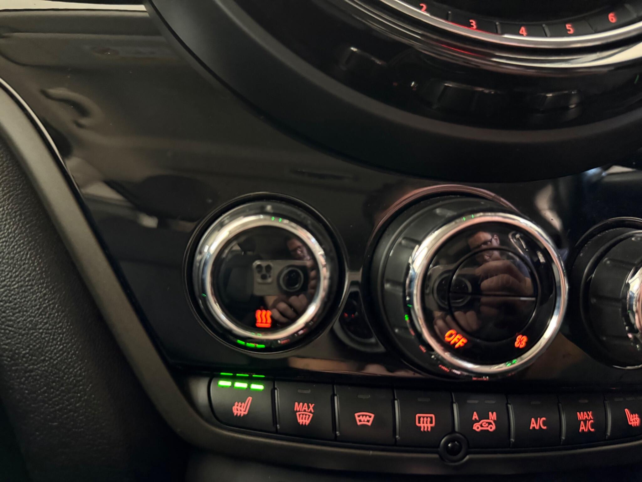 MINI Countryman view 14