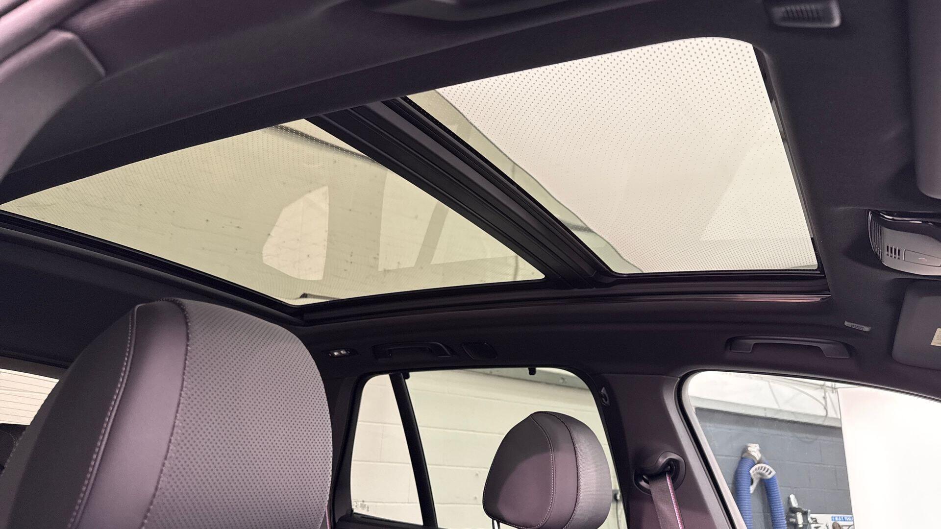 BMW X5 view 22