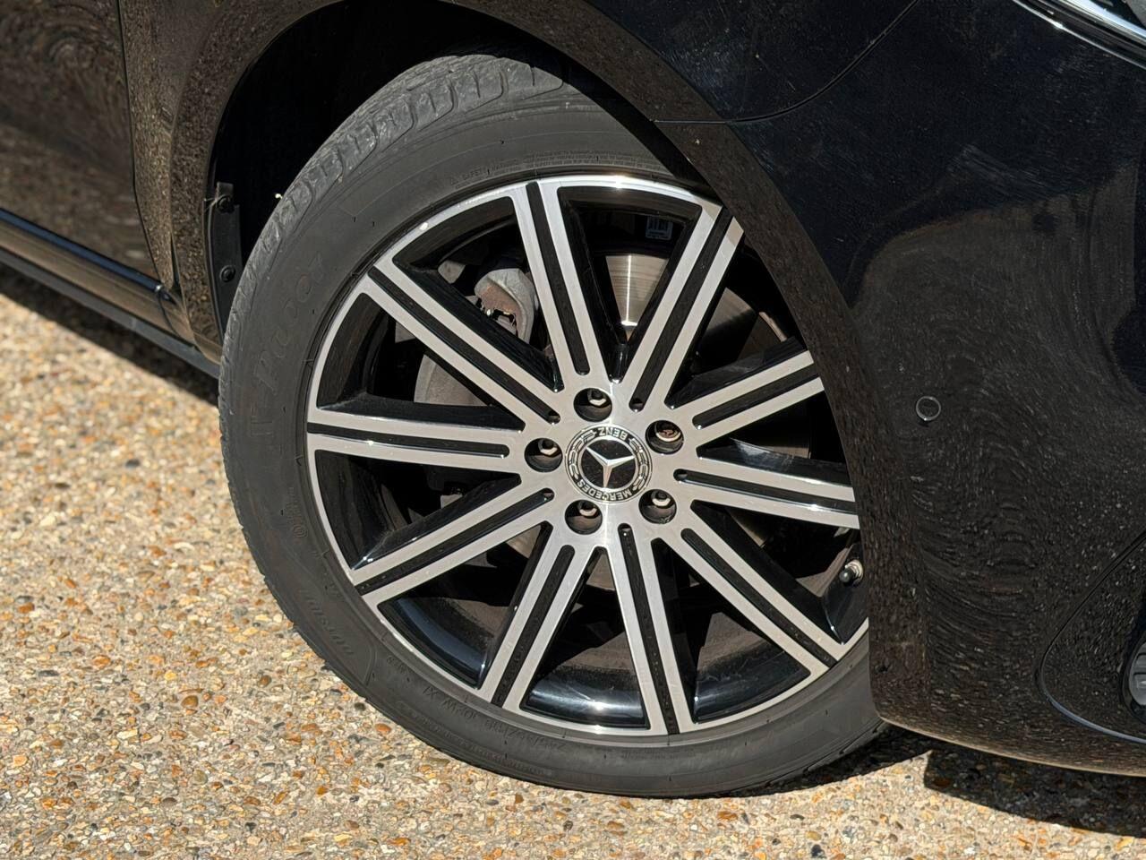 Mercedes-Benz V Class view 45