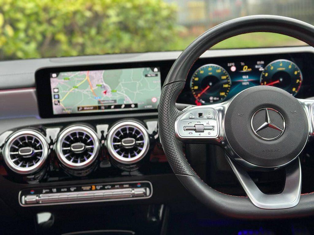 Mercedes-Benz Cla view 19