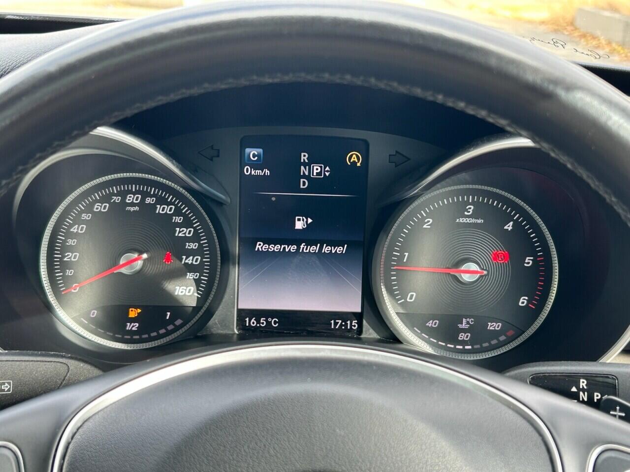 Mercedes-Benz C-Class view 28