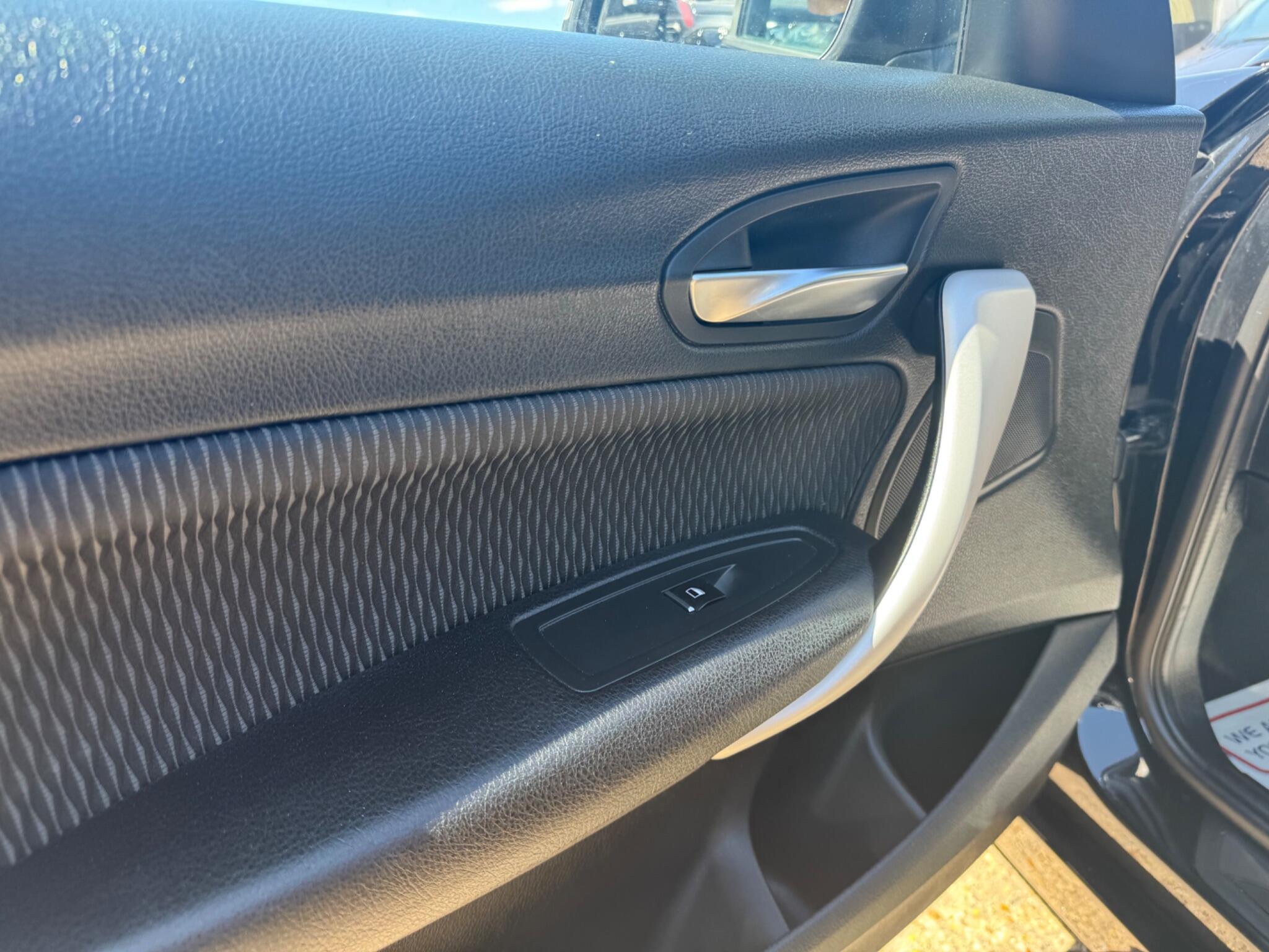 BMW 1 Series view 31