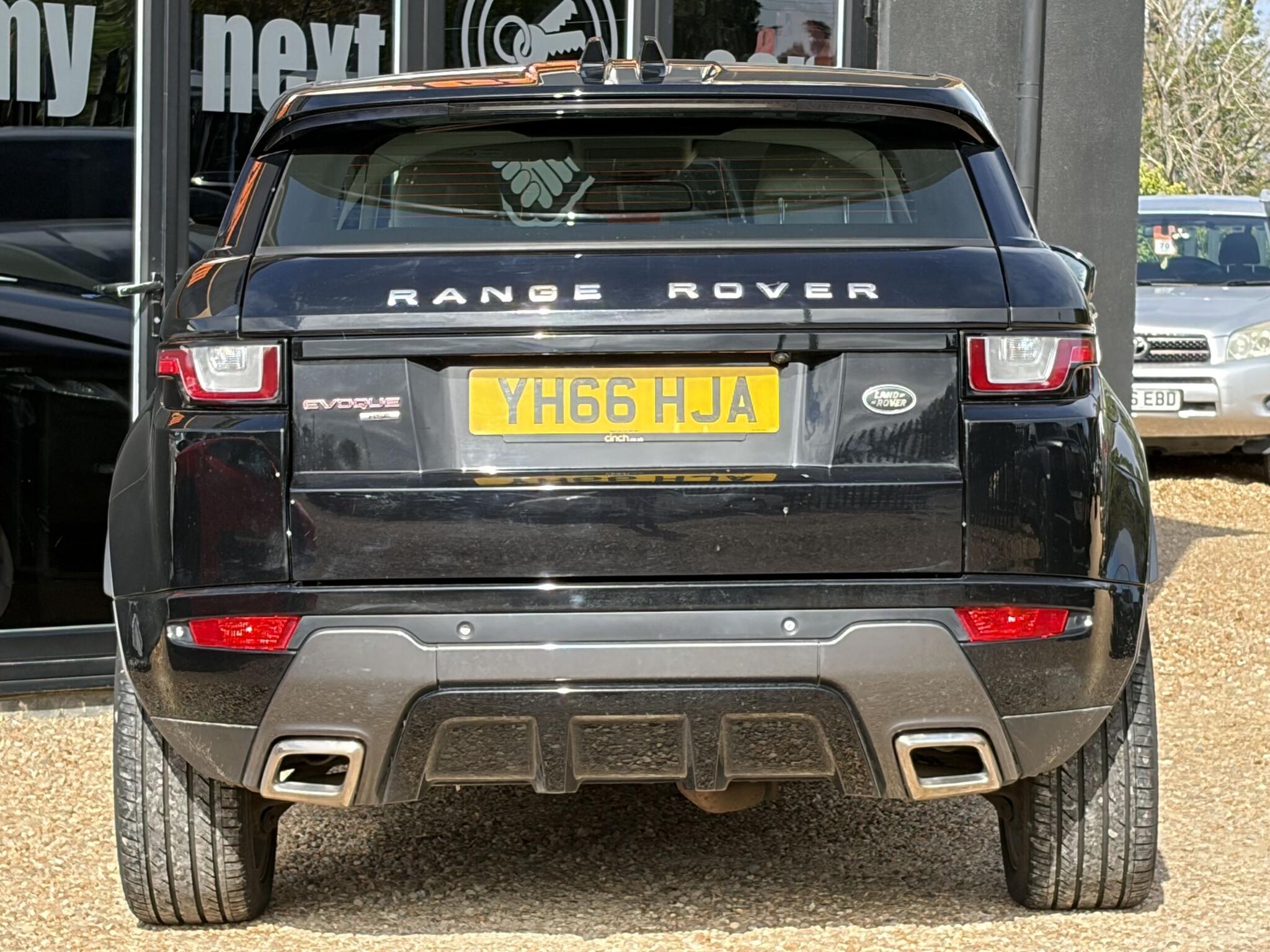 Land Rover Range Rover Evoque view 8