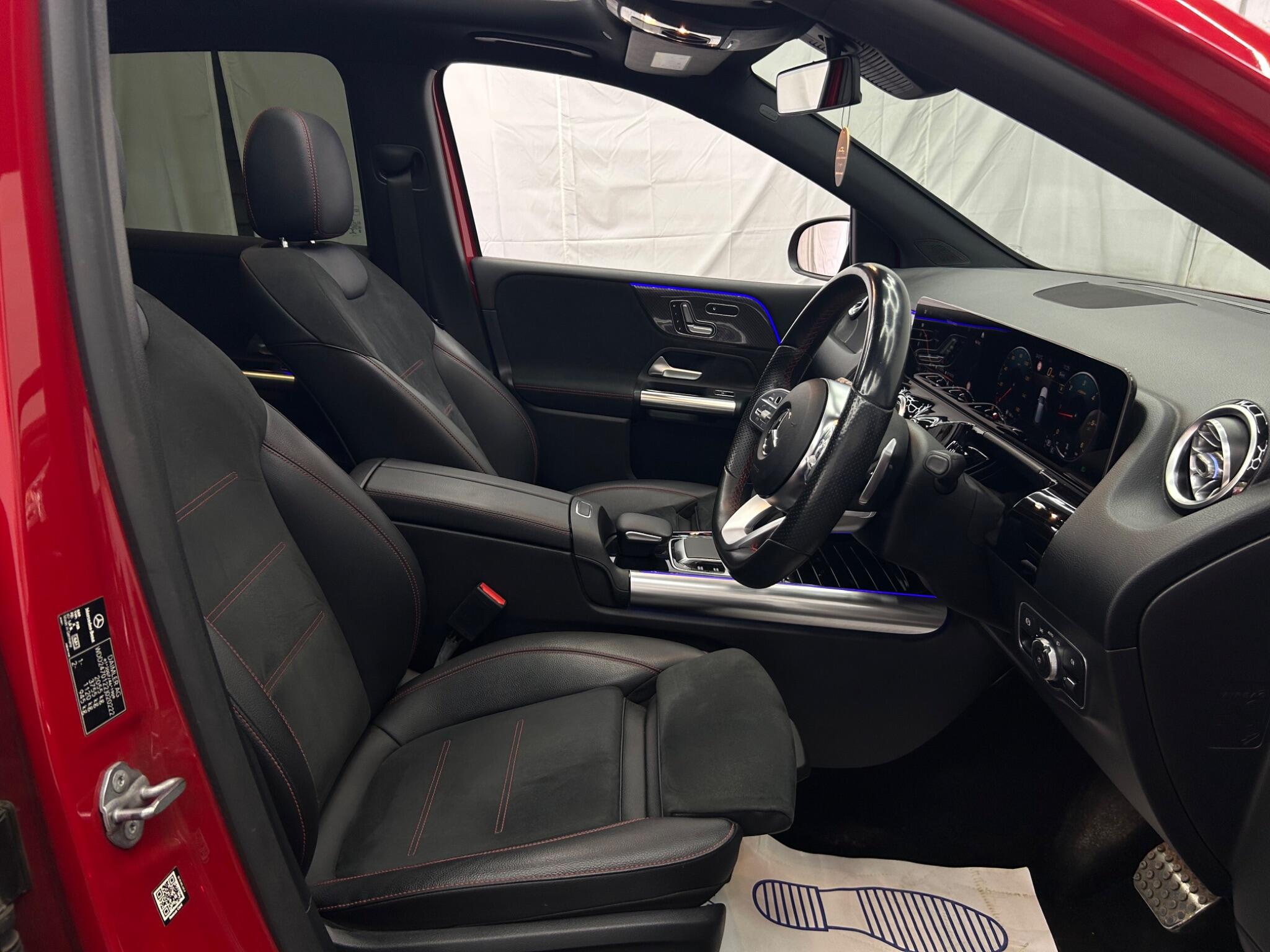 Mercedes-Benz B Class view 22