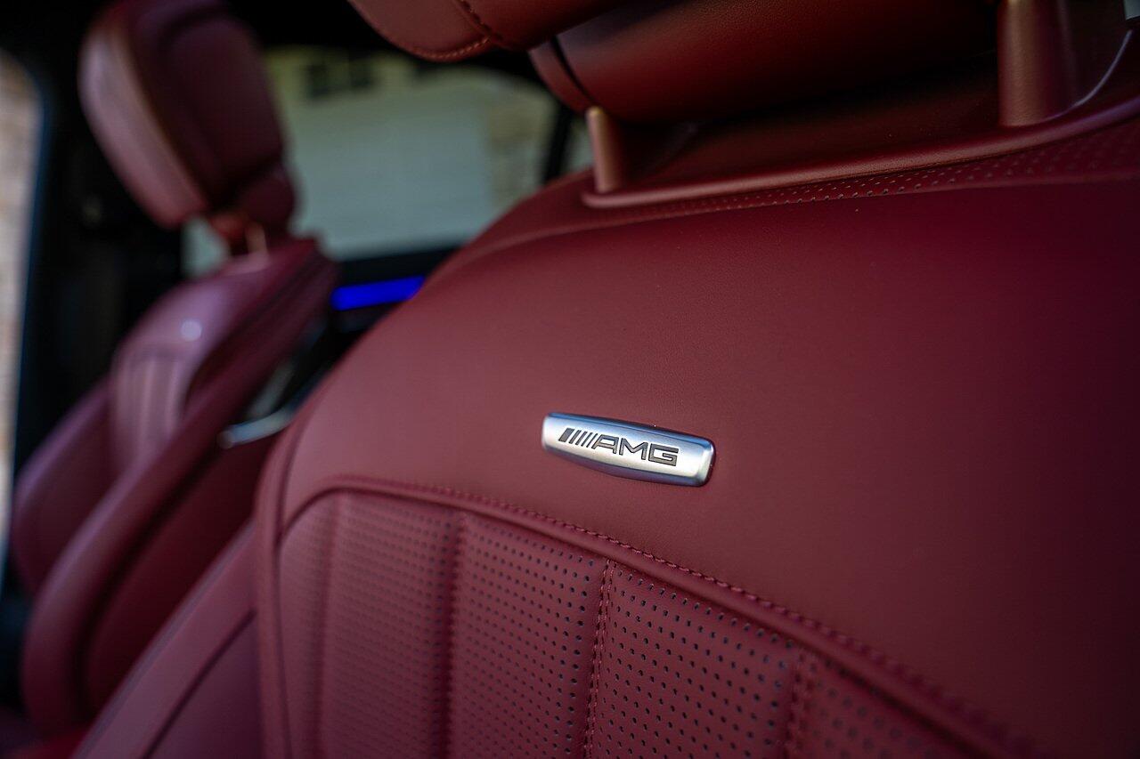Mercedes-Benz S-Class view 74