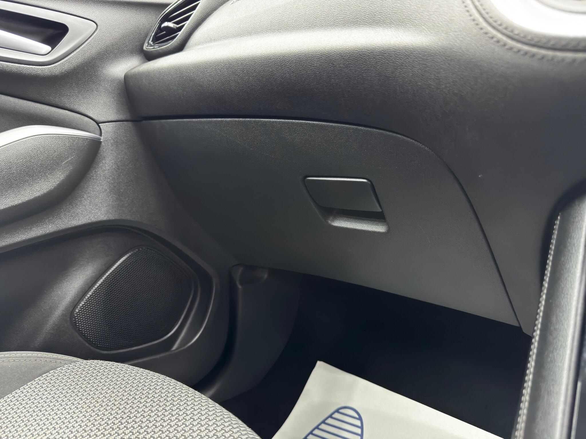 Vauxhall Grandland X view 32