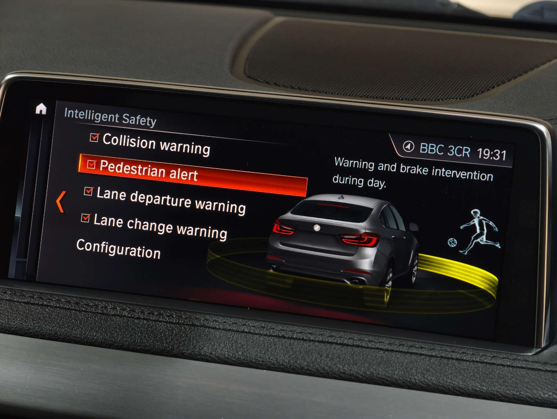 BMW X6 view 49