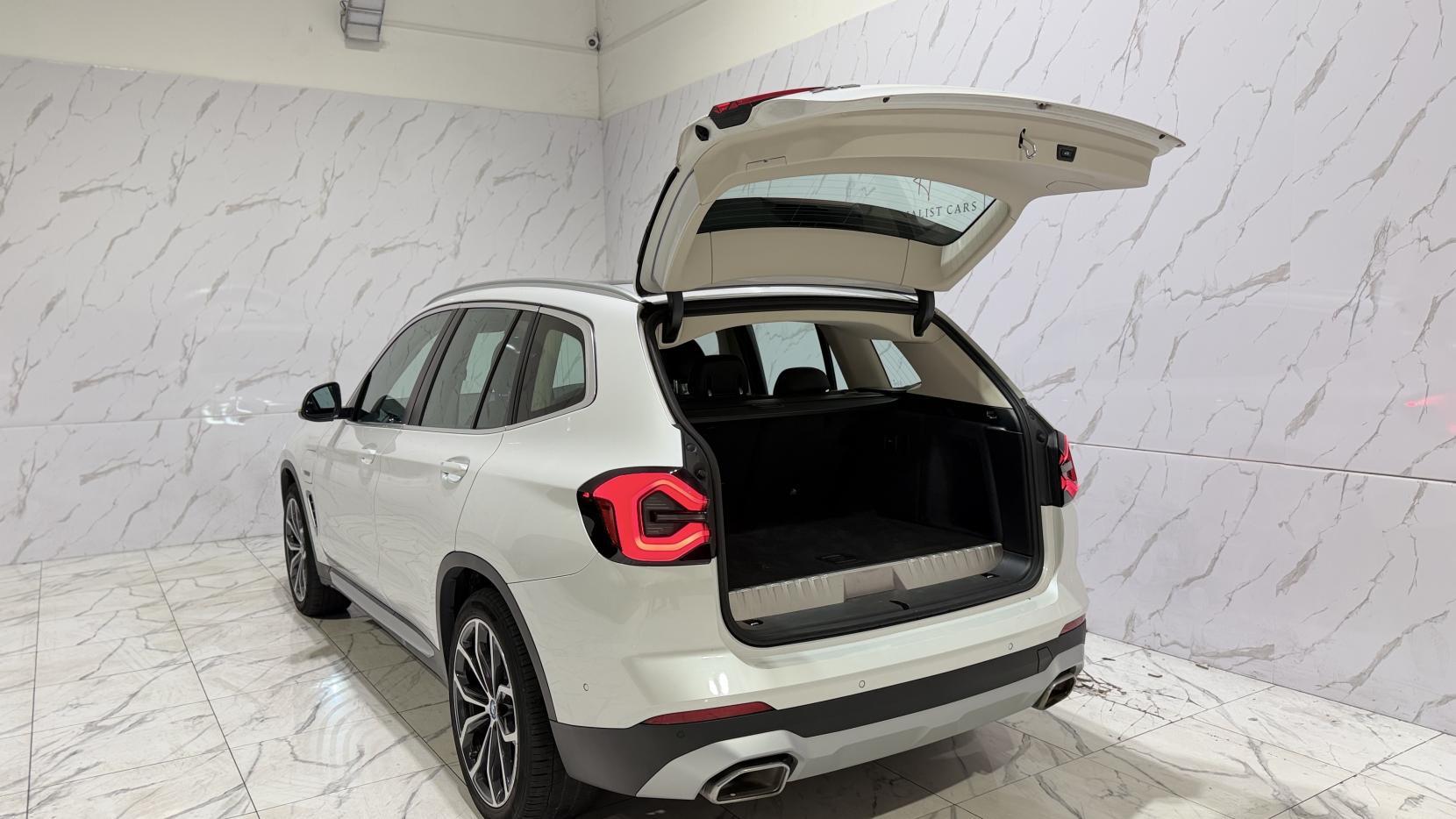 BMW X3 view 43