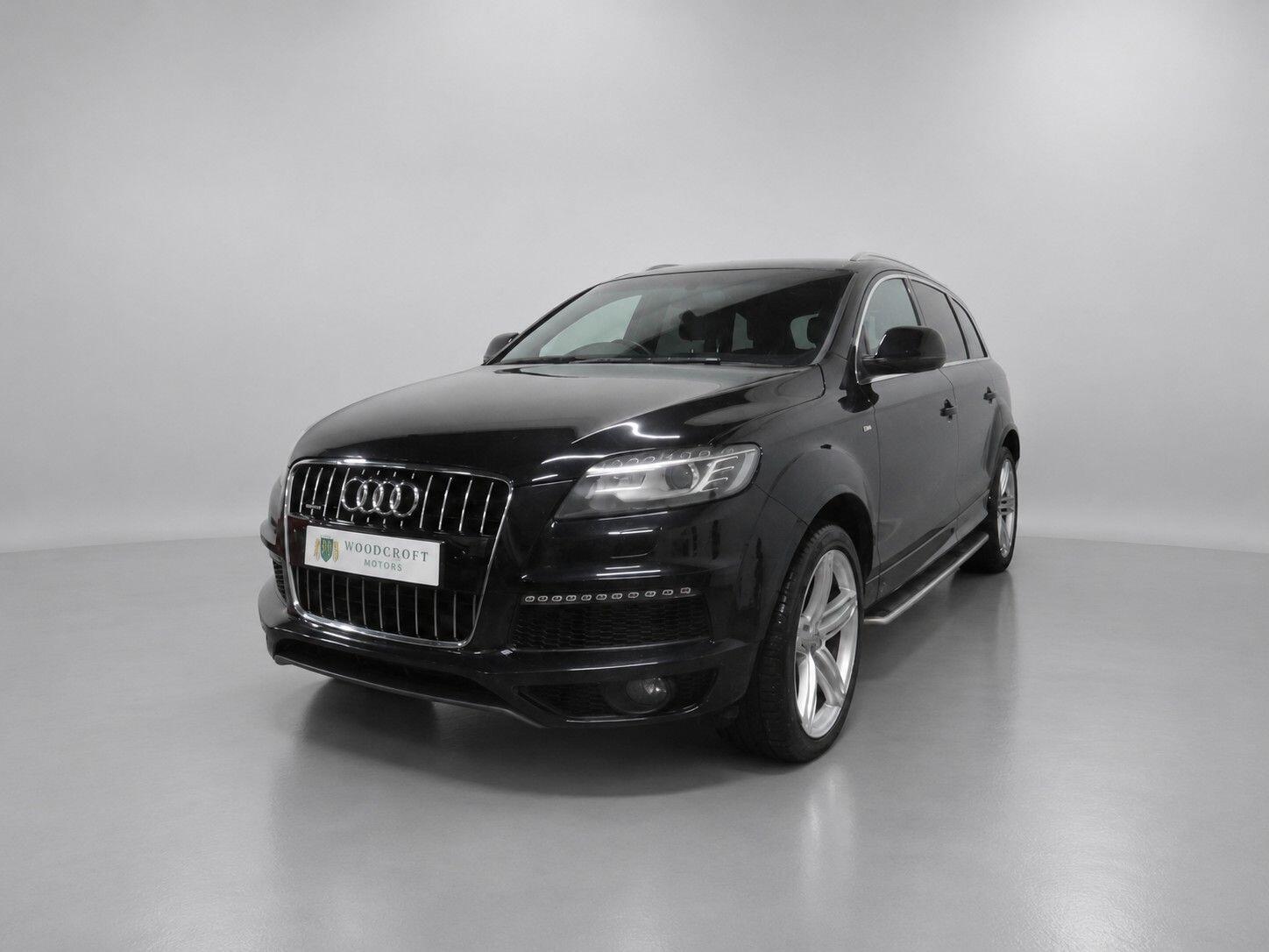 Audi Q7 view 2