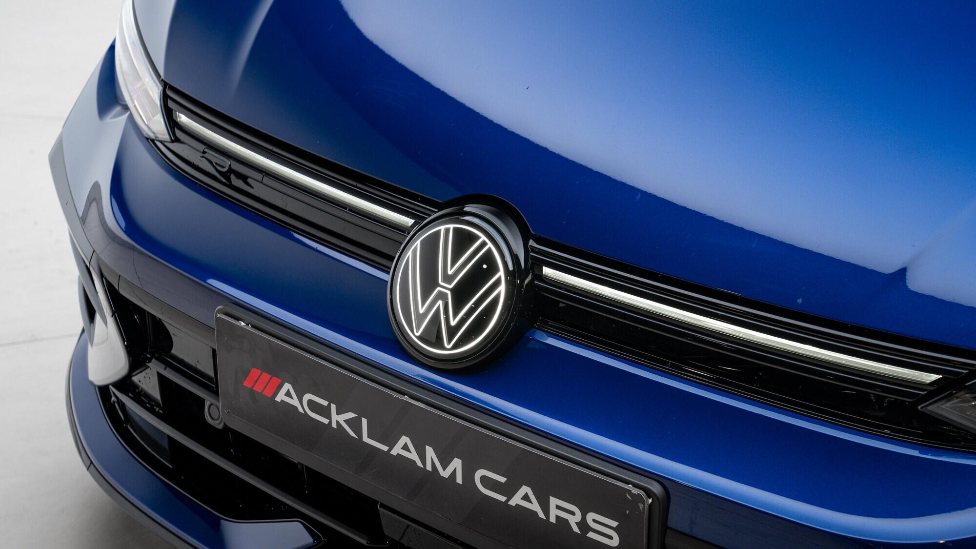 Volkswagen Golf view 14