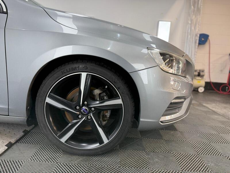 2014 Volvo V60 3.0 T6 R-Design Lux Nav Estate 5dr Petrol Geartronic AWD Euro 5 (304 ps) • 36,500 miles image 7