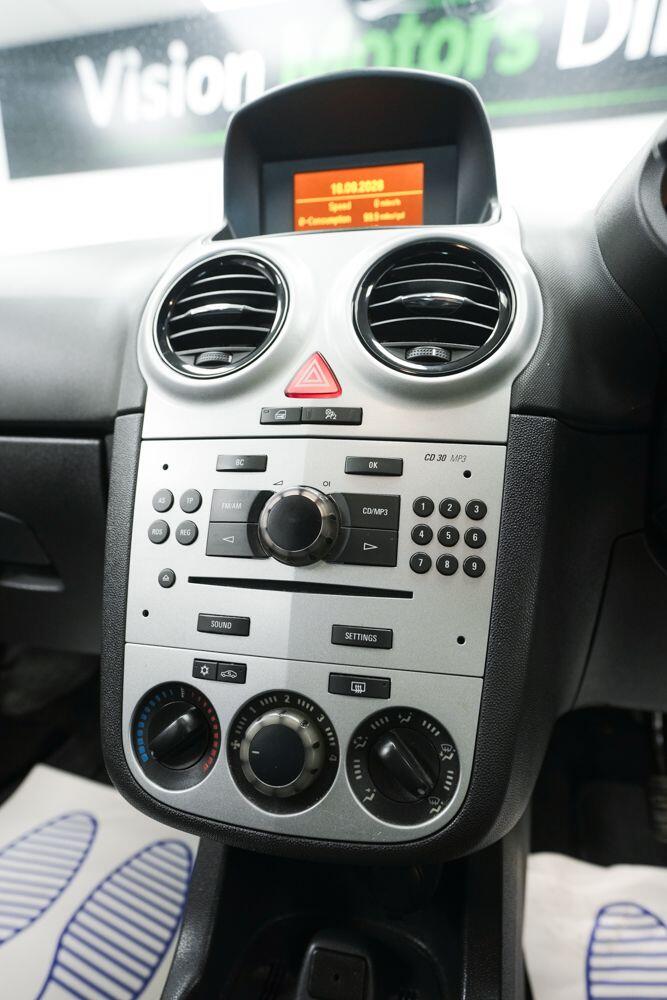 Vauxhall Corsa view 18