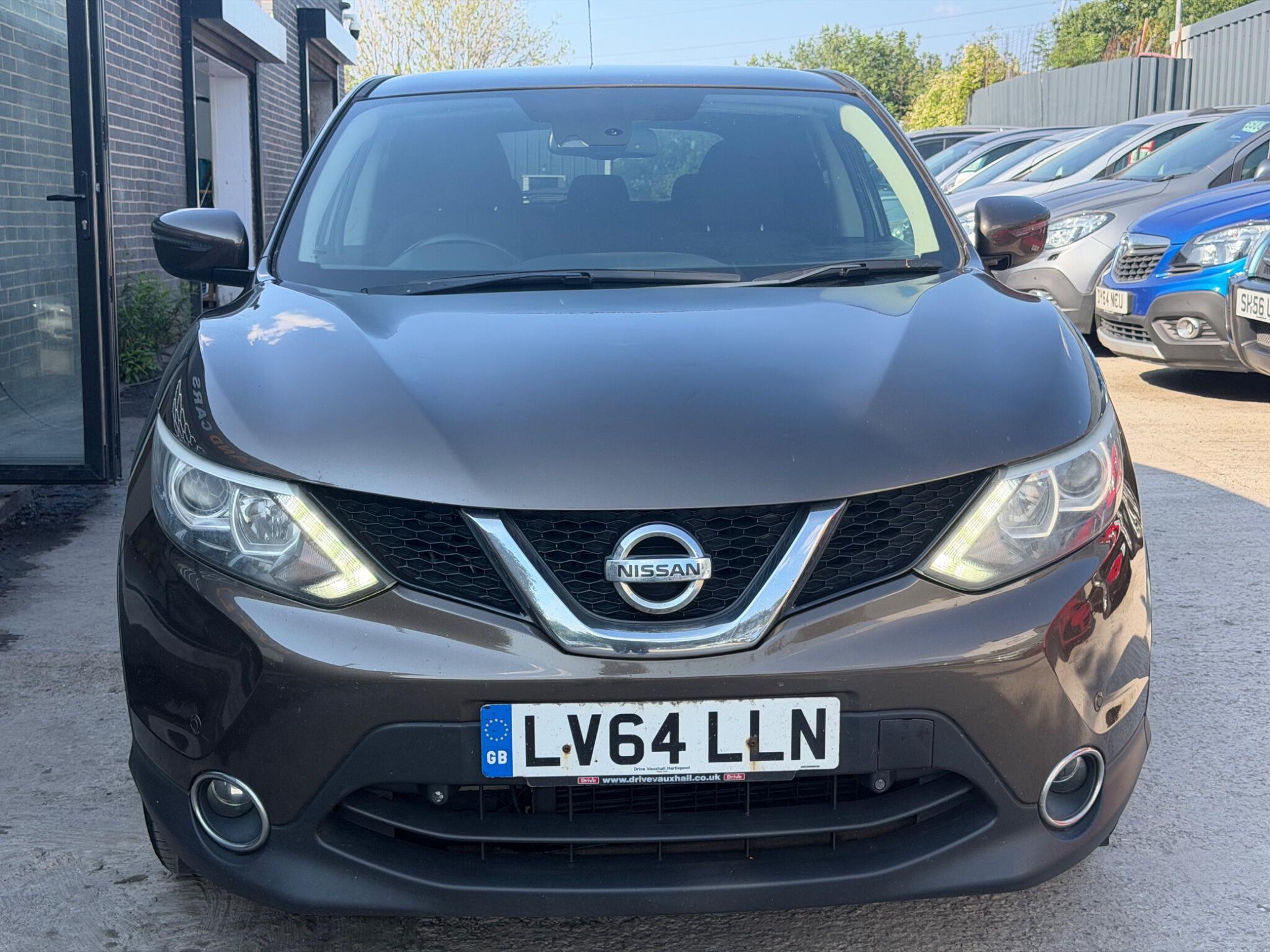 Nissan Qashqai view 2