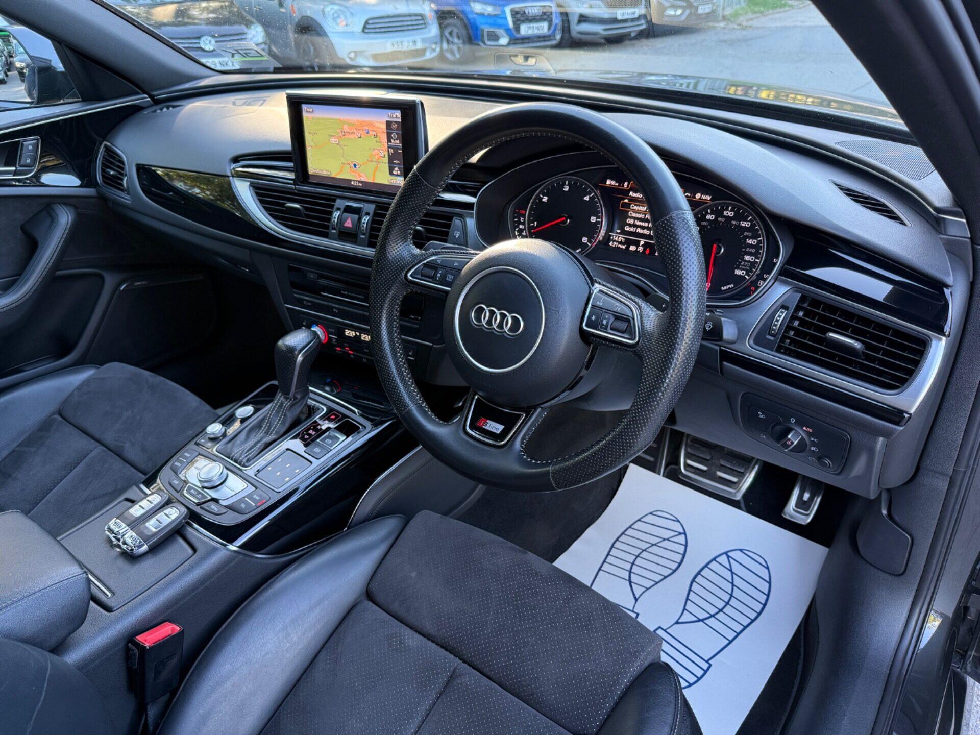 Audi A6 view 16