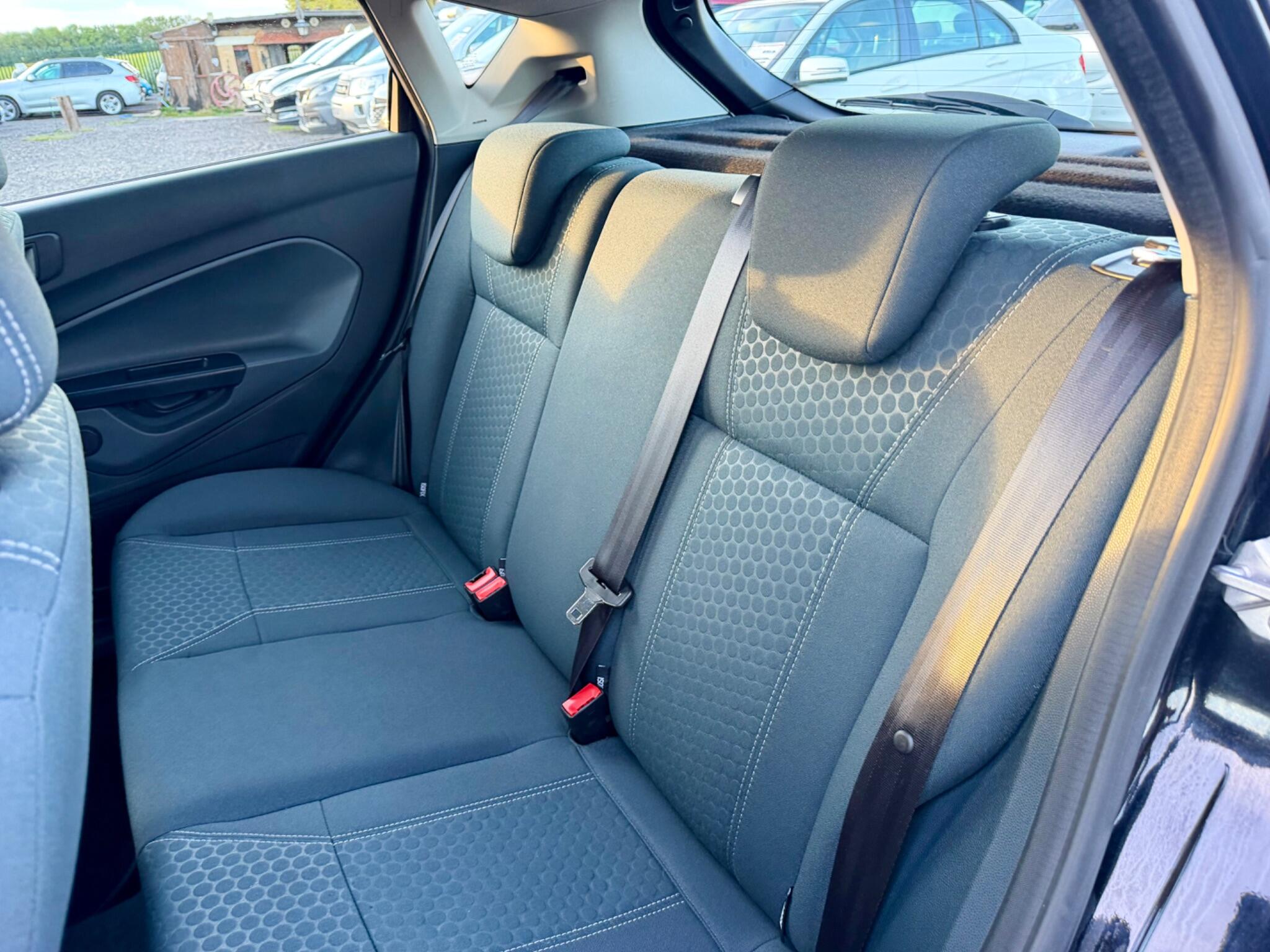 Ford Fiesta view 31