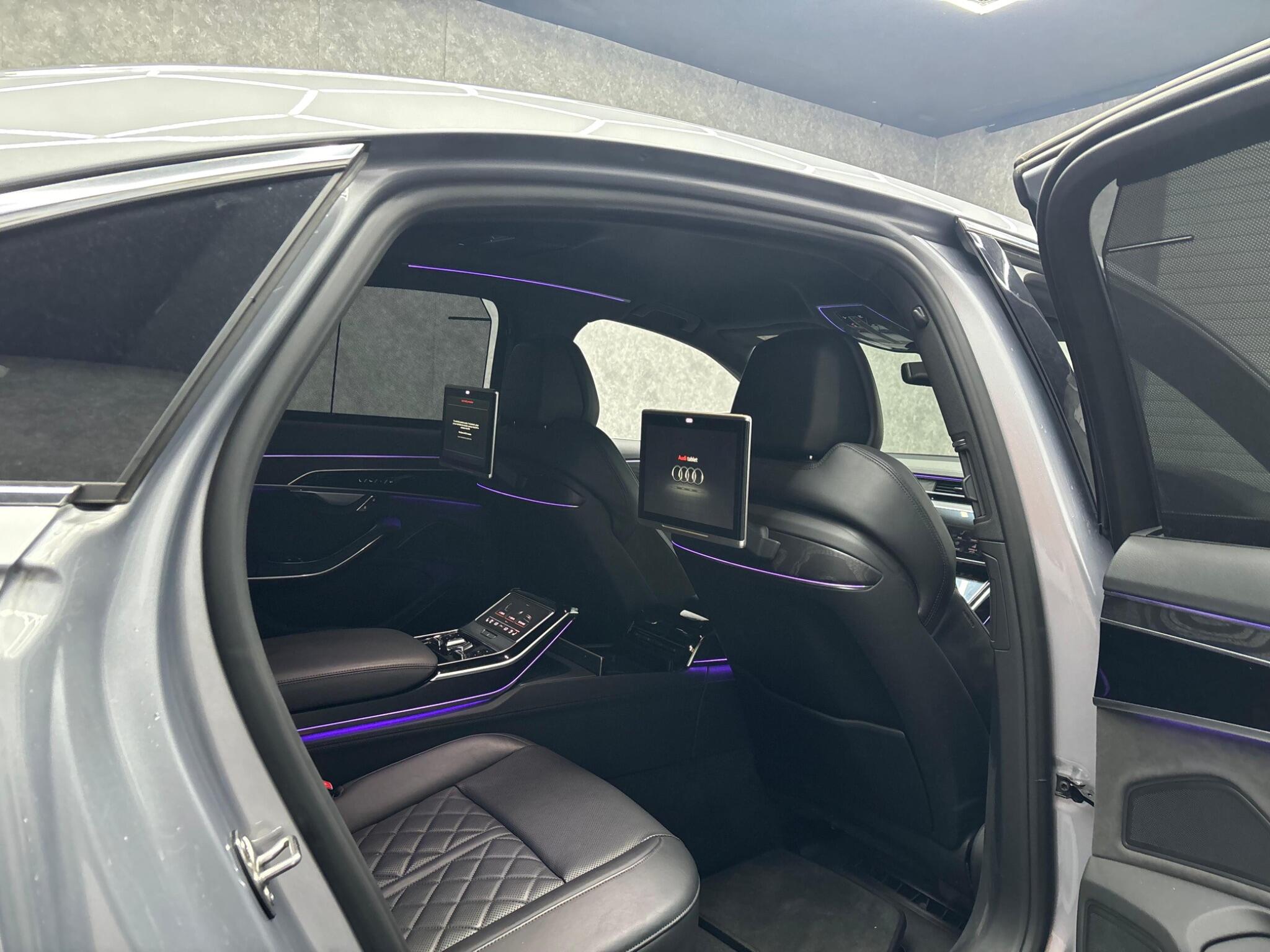 Audi A8 view 3