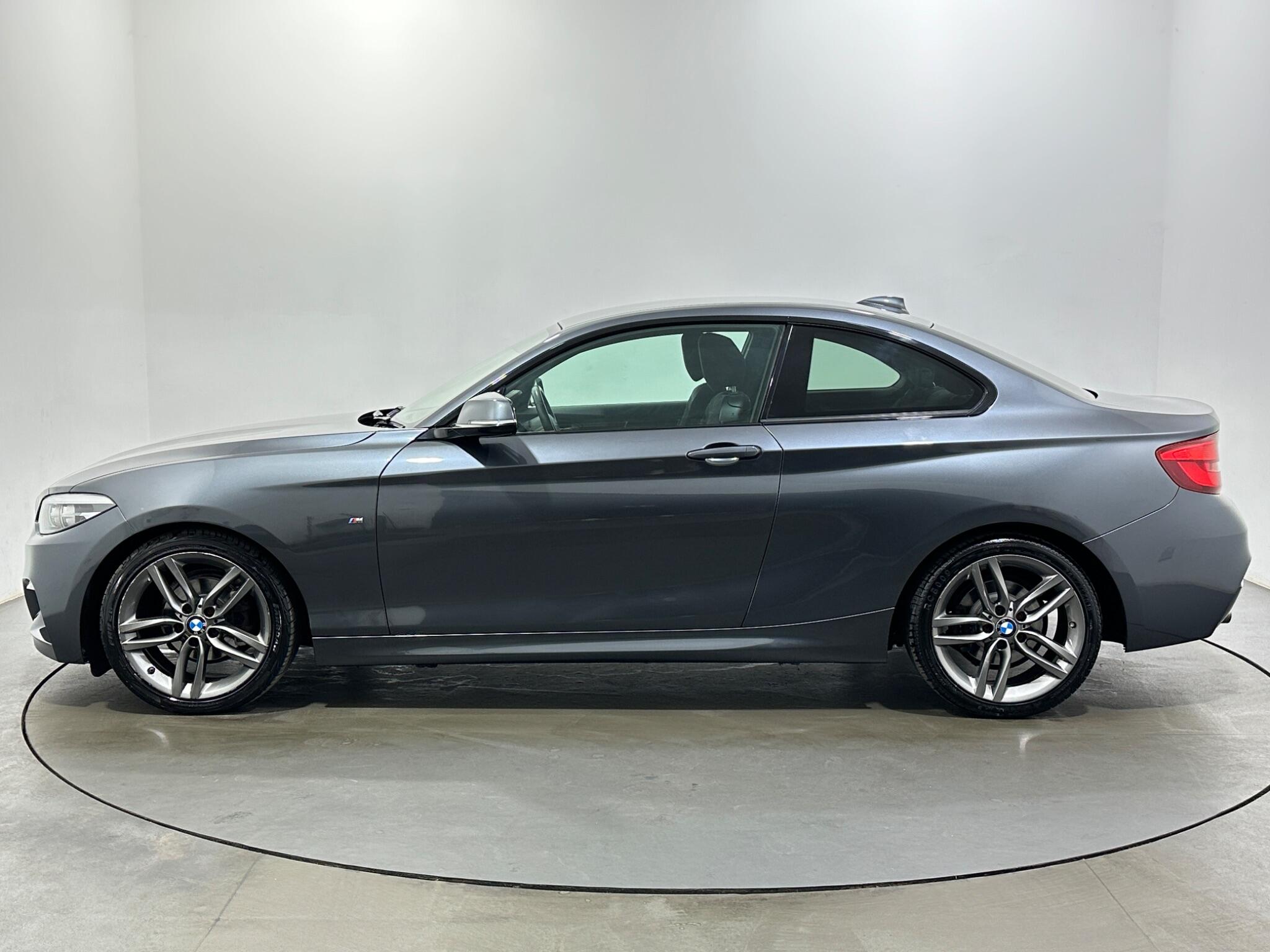 BMW 2 Series view 5