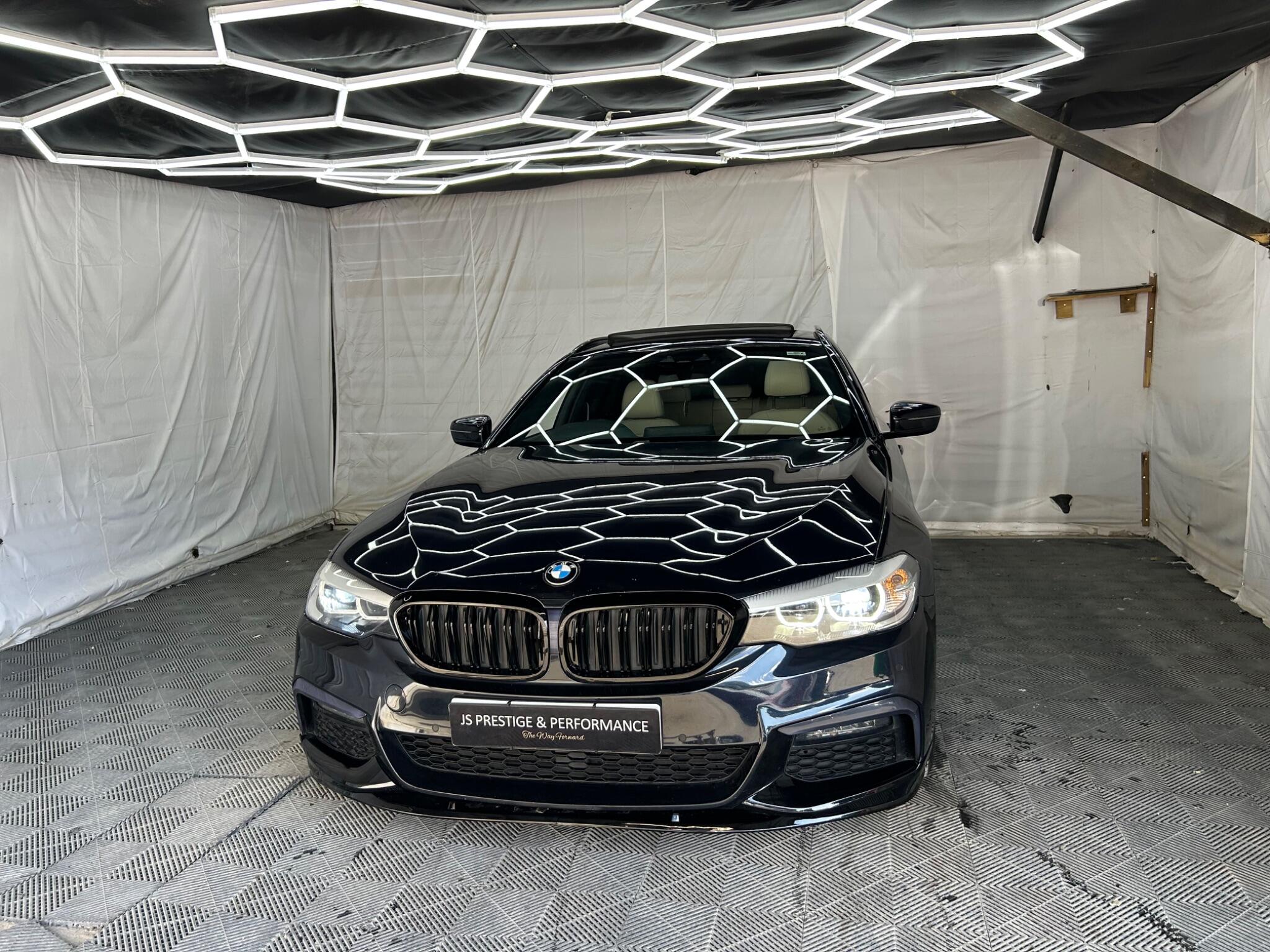 BMW 5 Series view 6