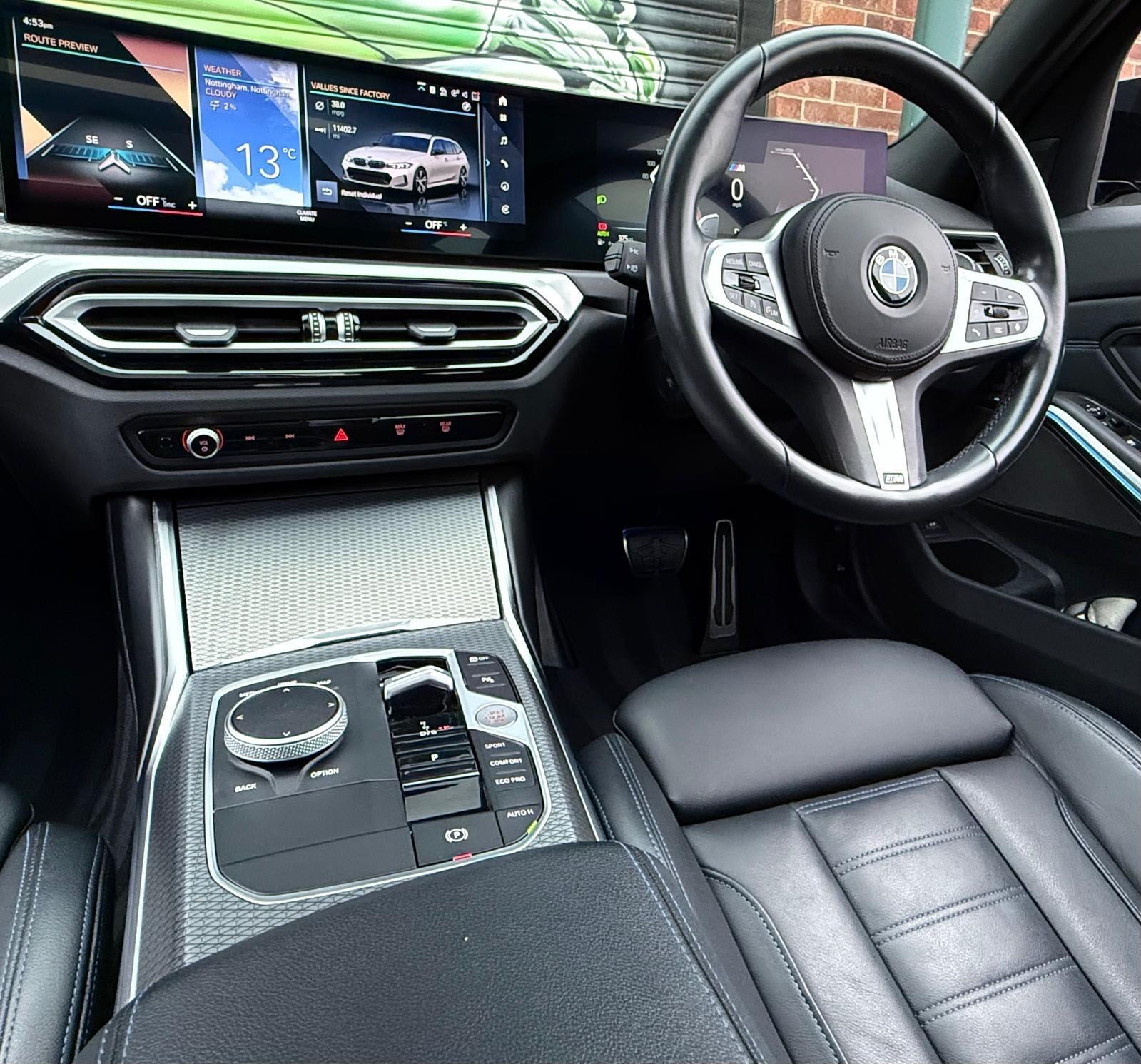 BMW 3 Series view 23