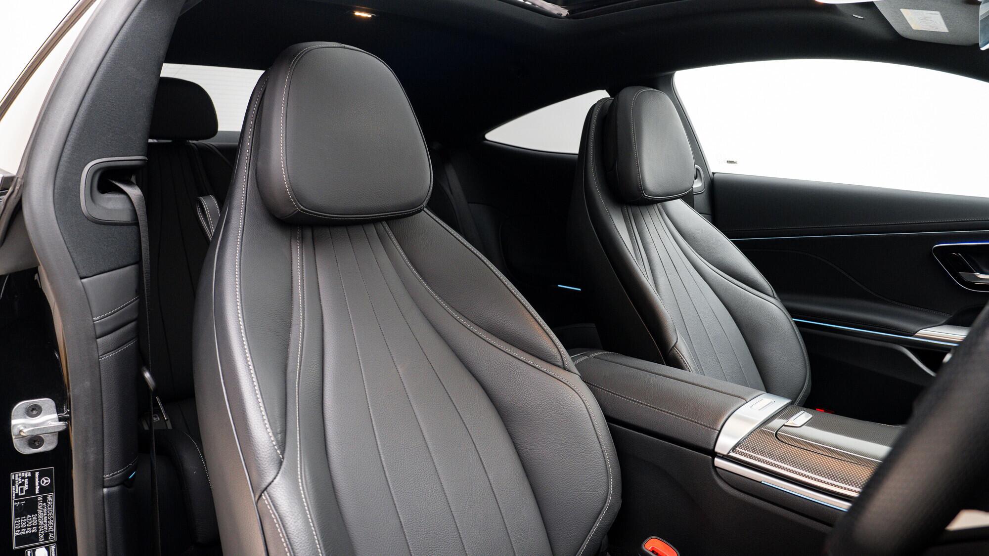 Mercedes-Benz Cle view 6