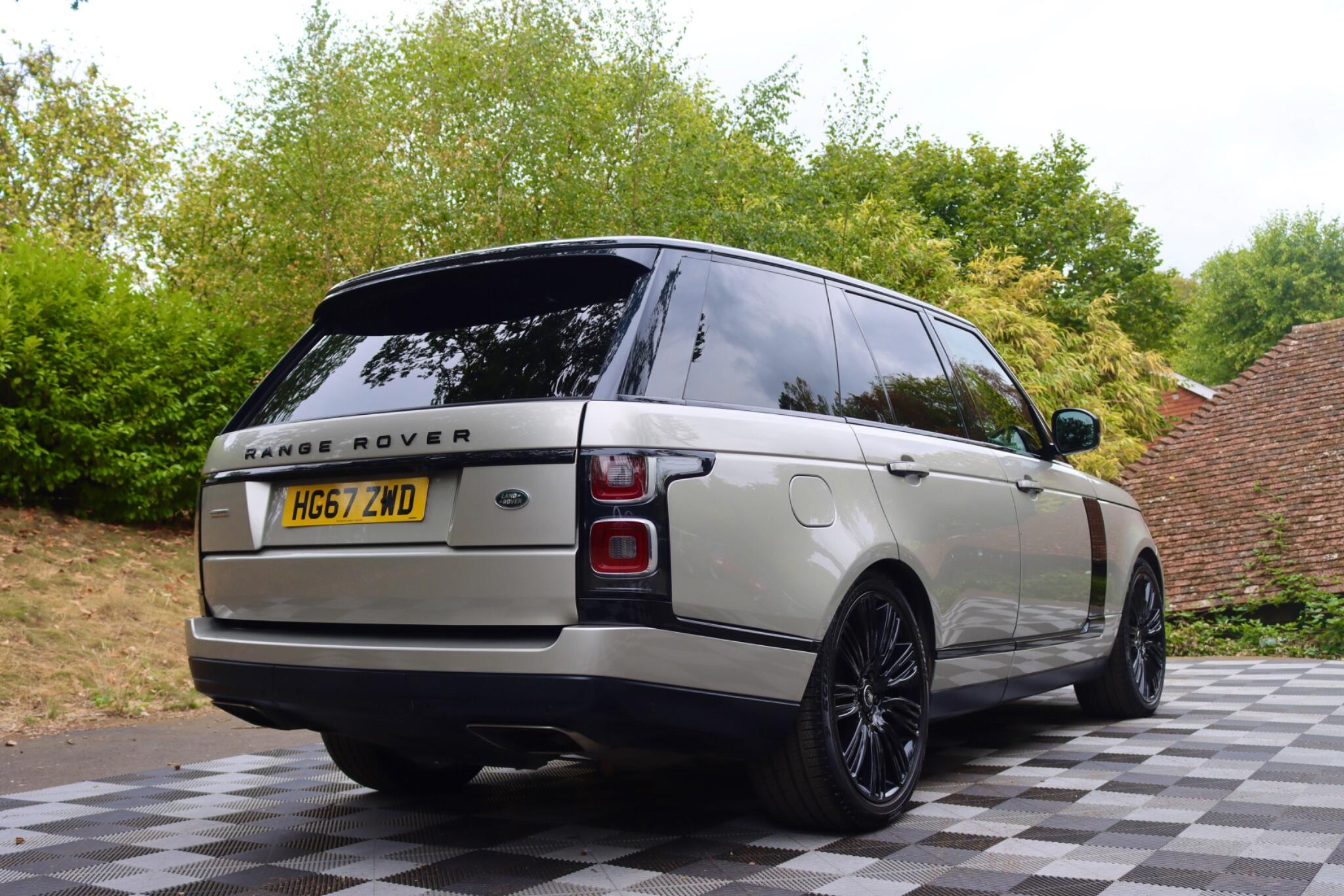 Land Rover Range Rover view 37