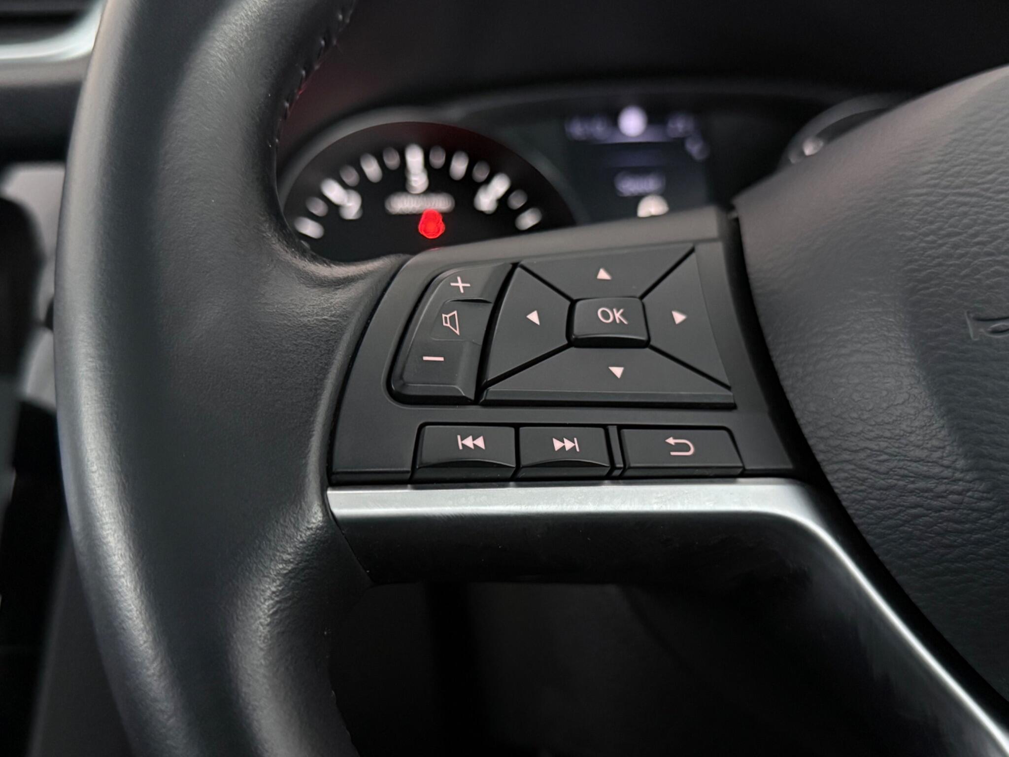 Nissan Qashqai view 14