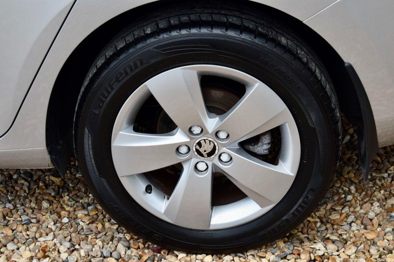 Skoda Fabia view 19