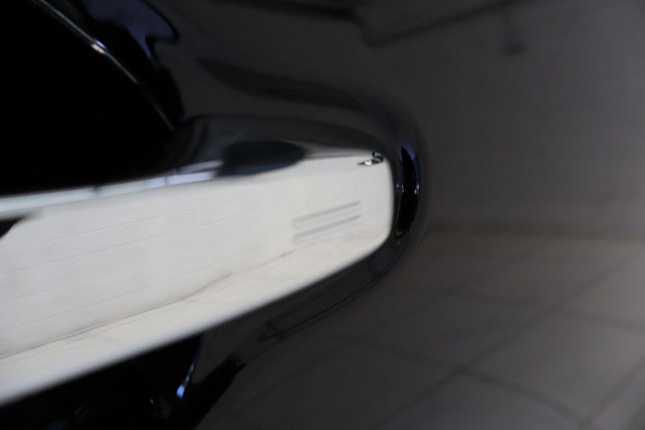 Toyota Alphard view 19