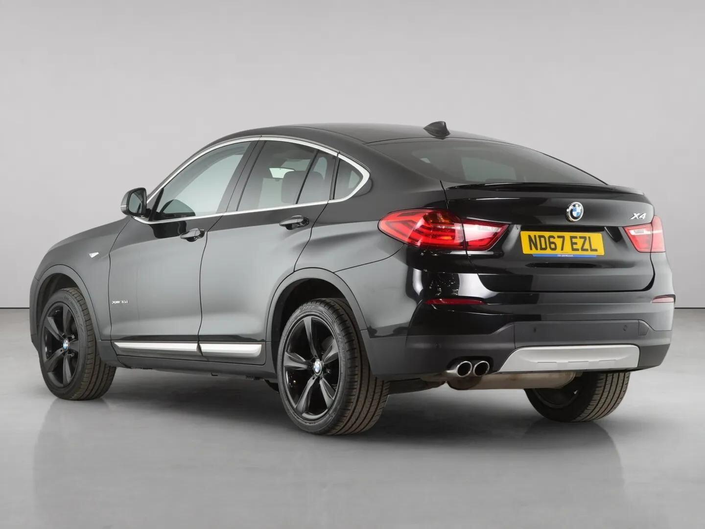 BMW X4 view 6