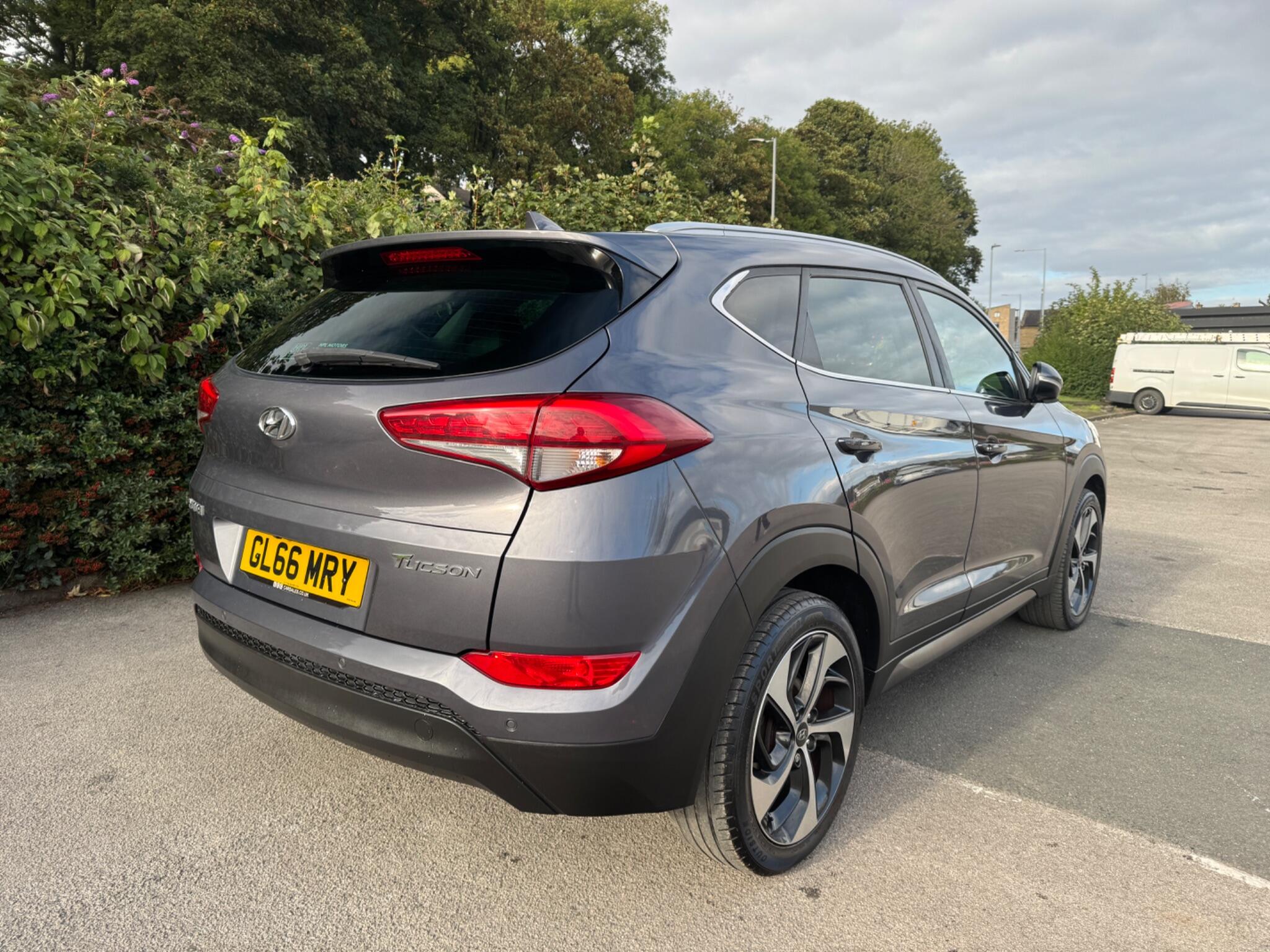 Hyundai Tucson view 7