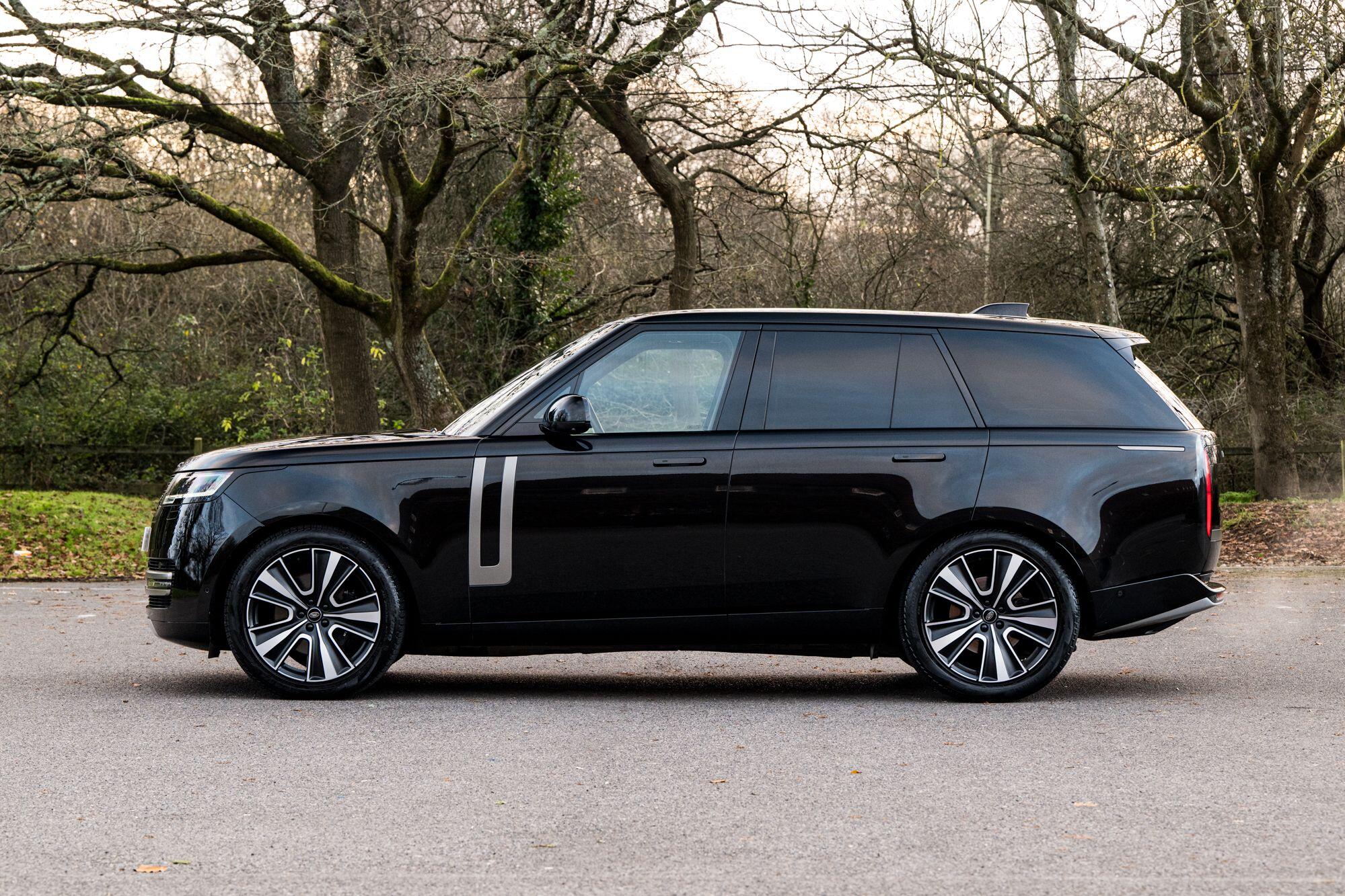 Land Rover Range Rover view 5