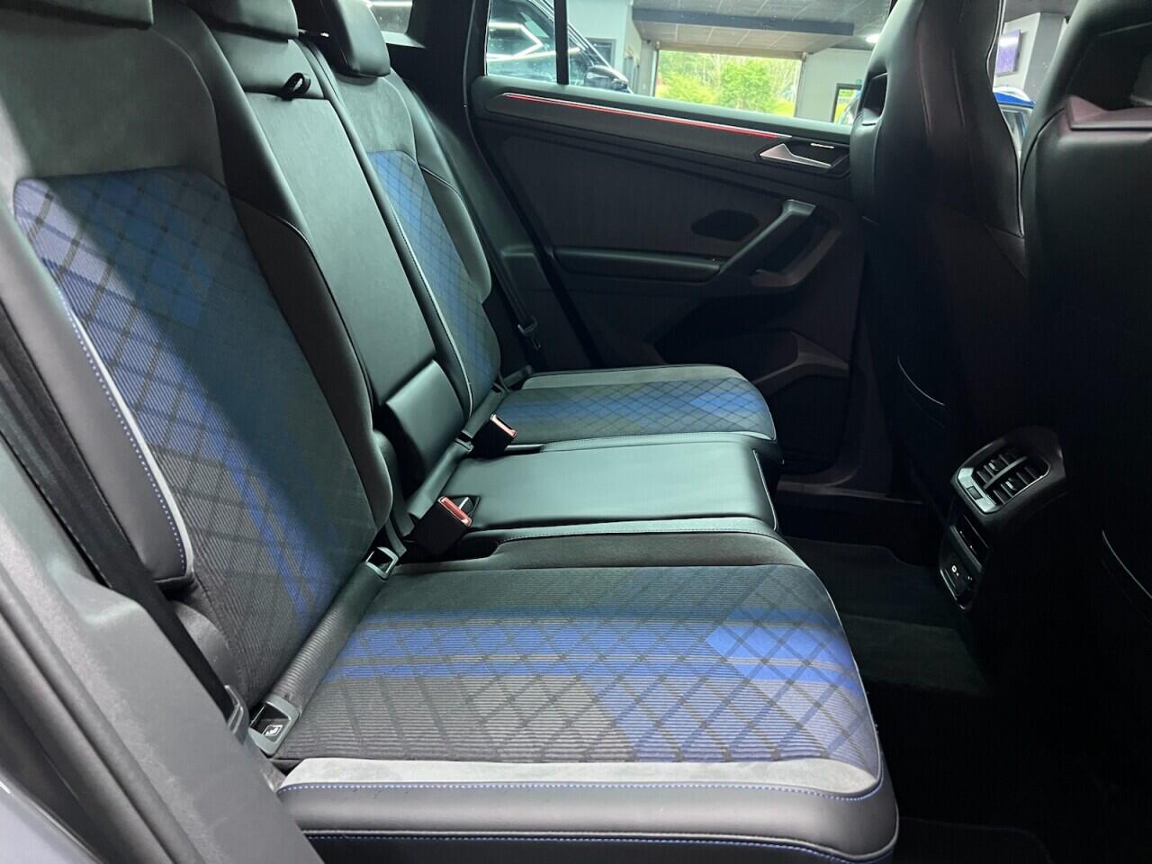 Volkswagen Tiguan view 44