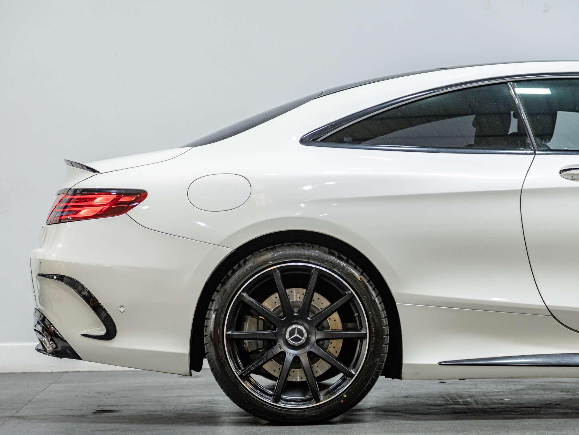 Mercedes-Benz S-Class view 21