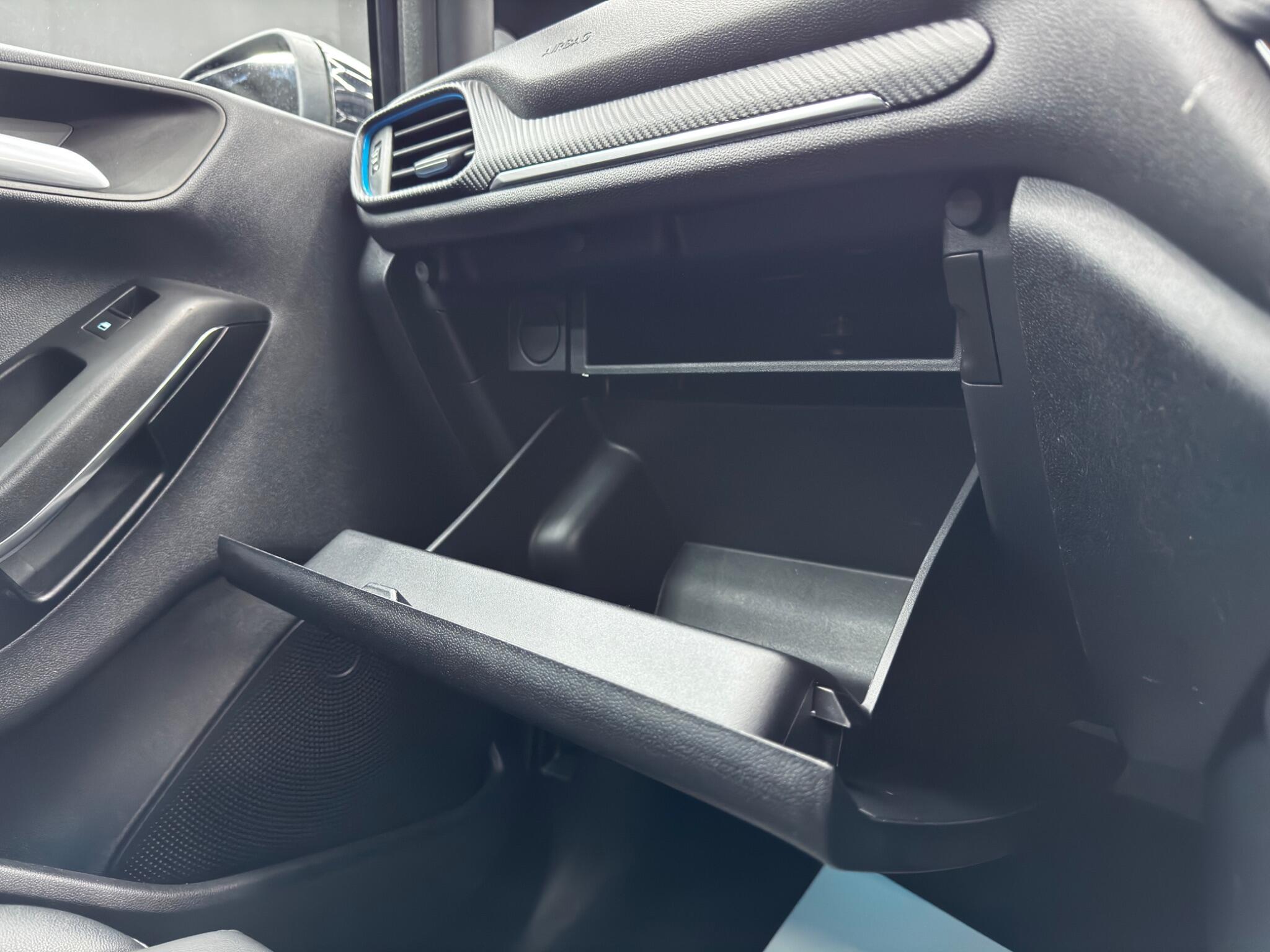 Ford Fiesta view 40