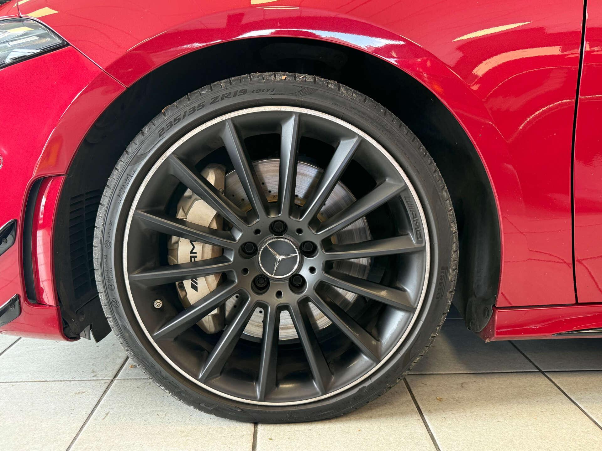 Mercedes-Benz A-Class view 32