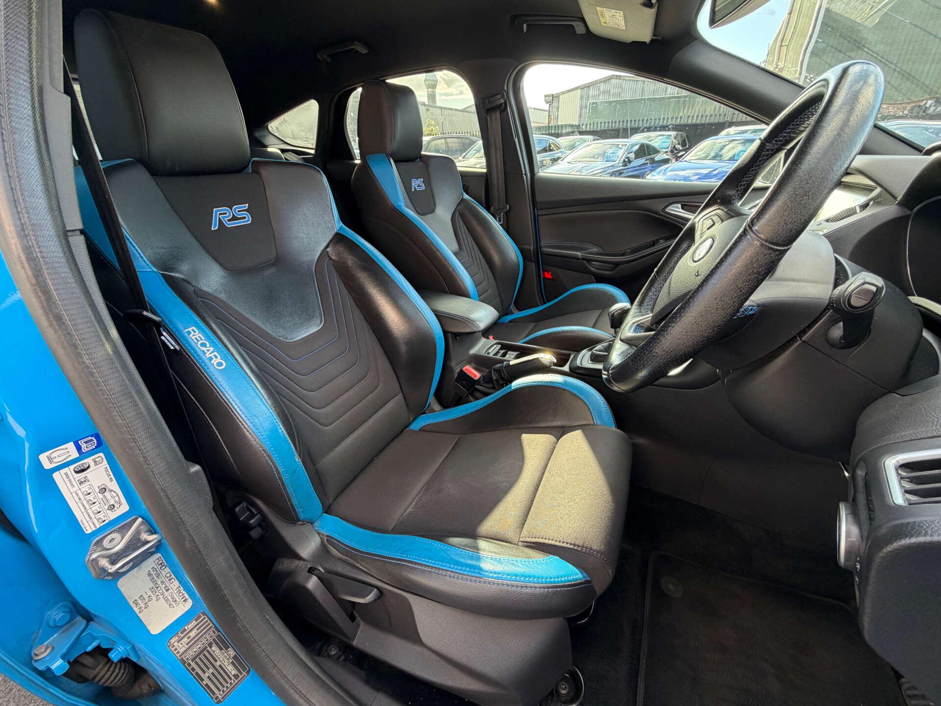Ford Focus view 4