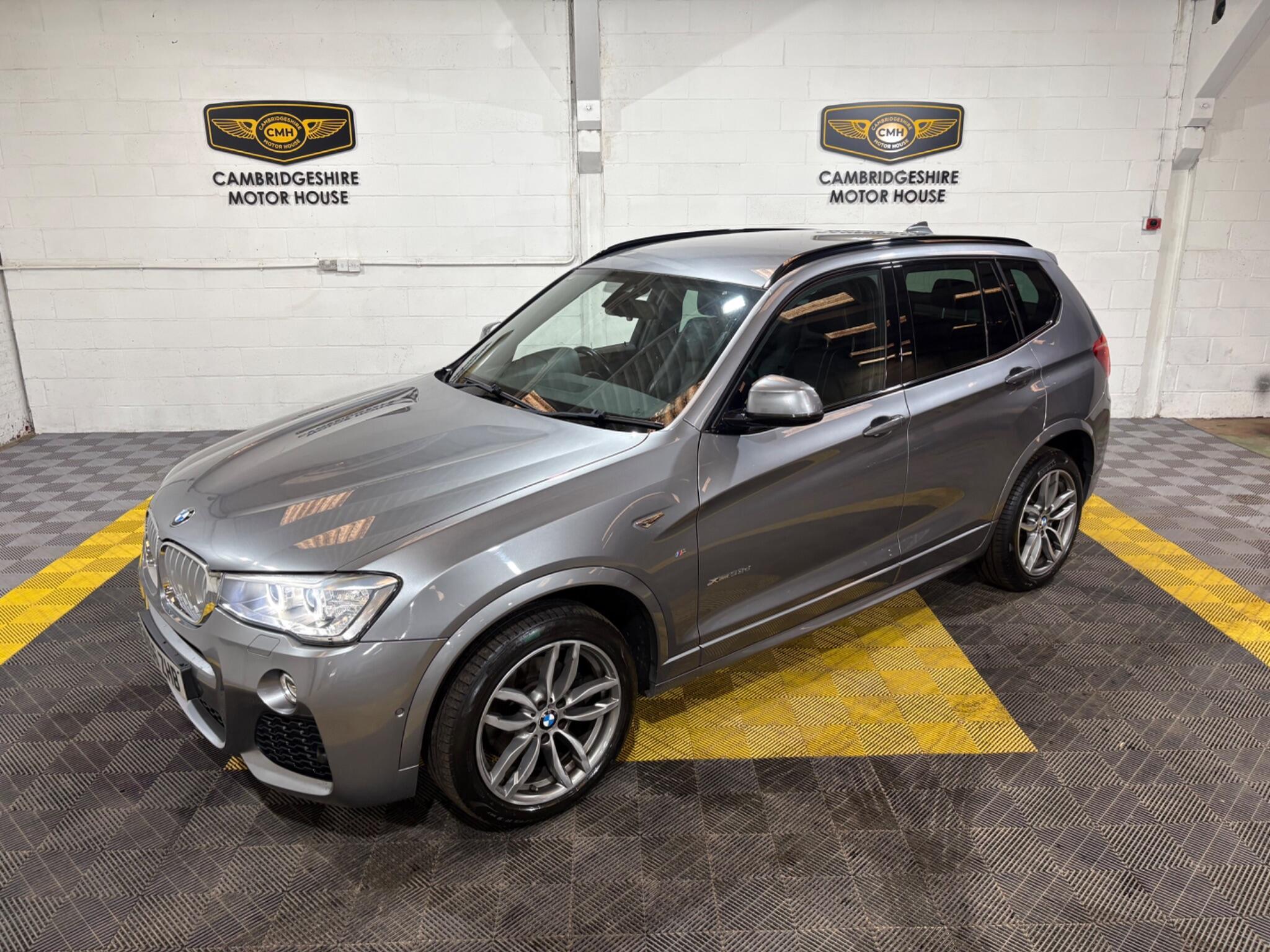 BMW X3 view 3