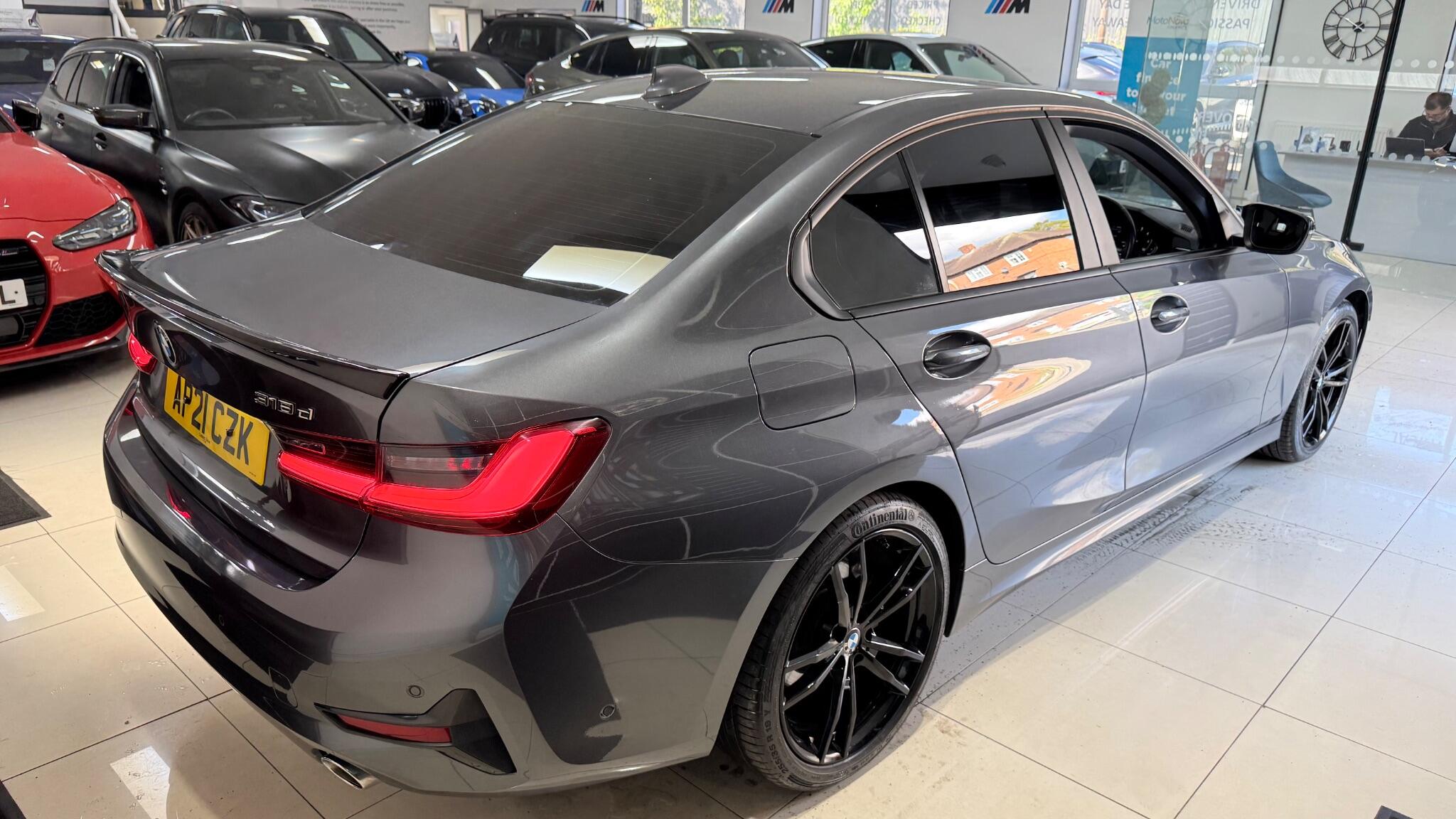 BMW 3 Series view 36